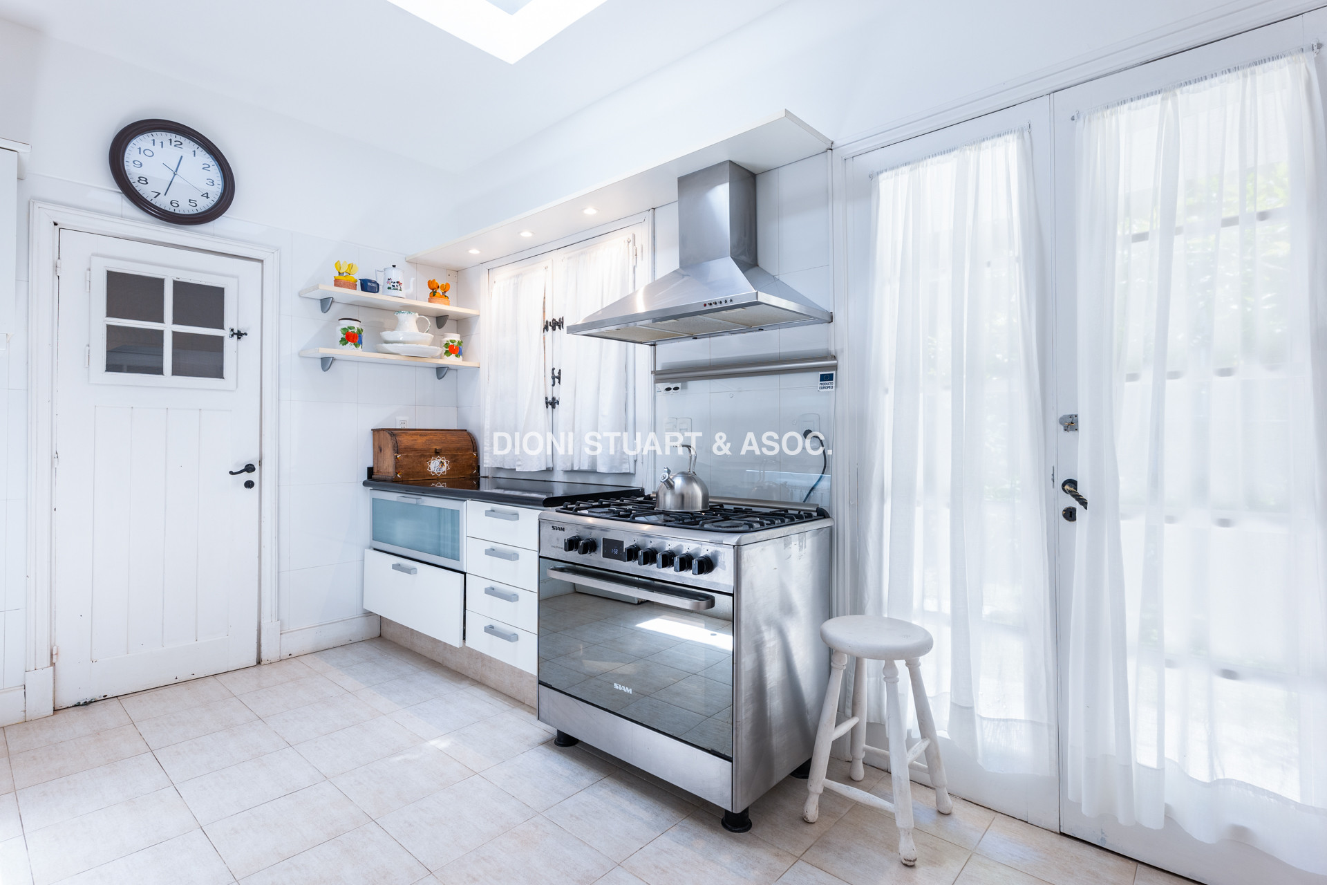 CASA EN VENTA EN EL GOLF - ARQ. ARTURO DUBOURG