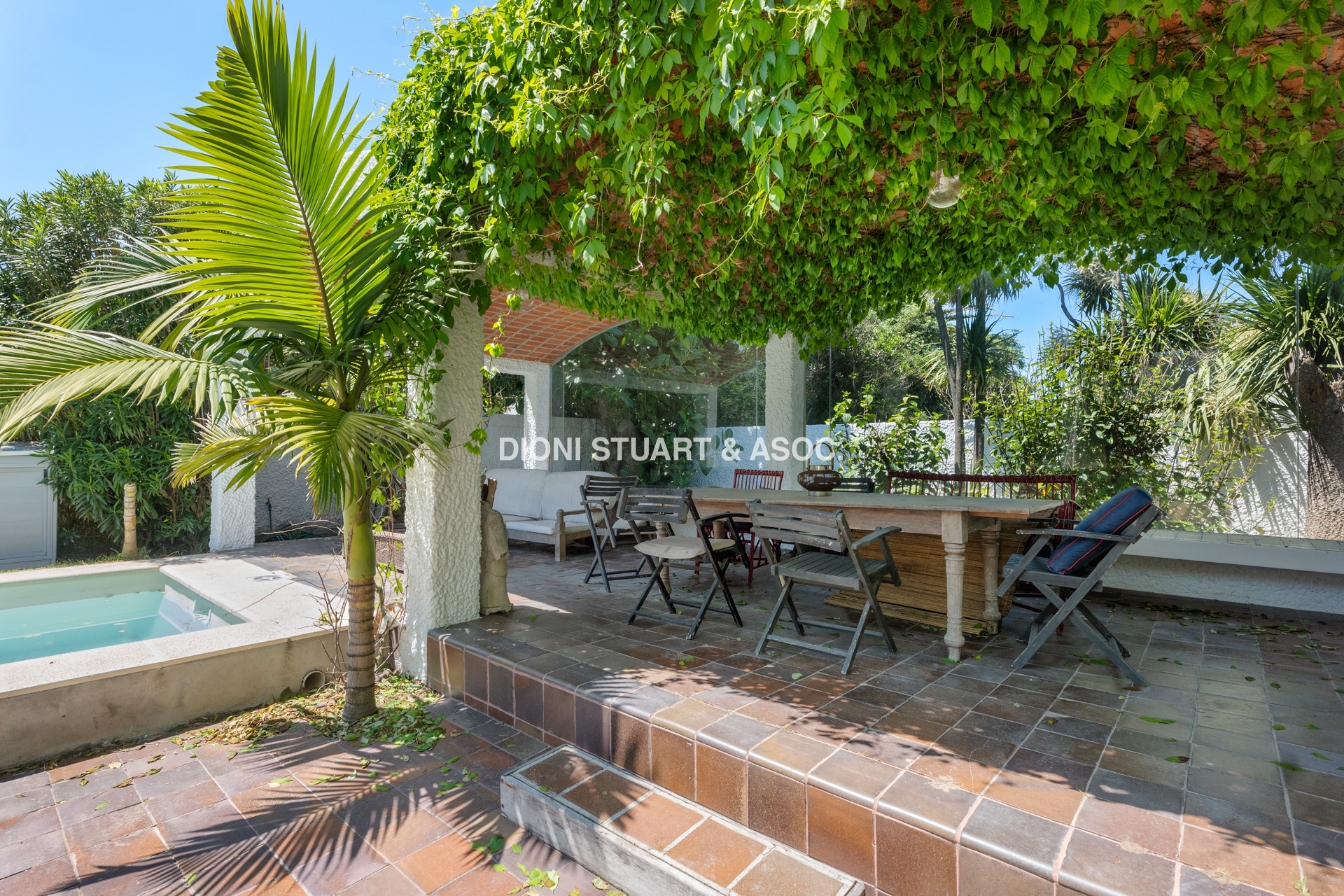 VENTA CASA 4 DORMITORIOS EN LA PENINSULA PUNTA DEL ESTE