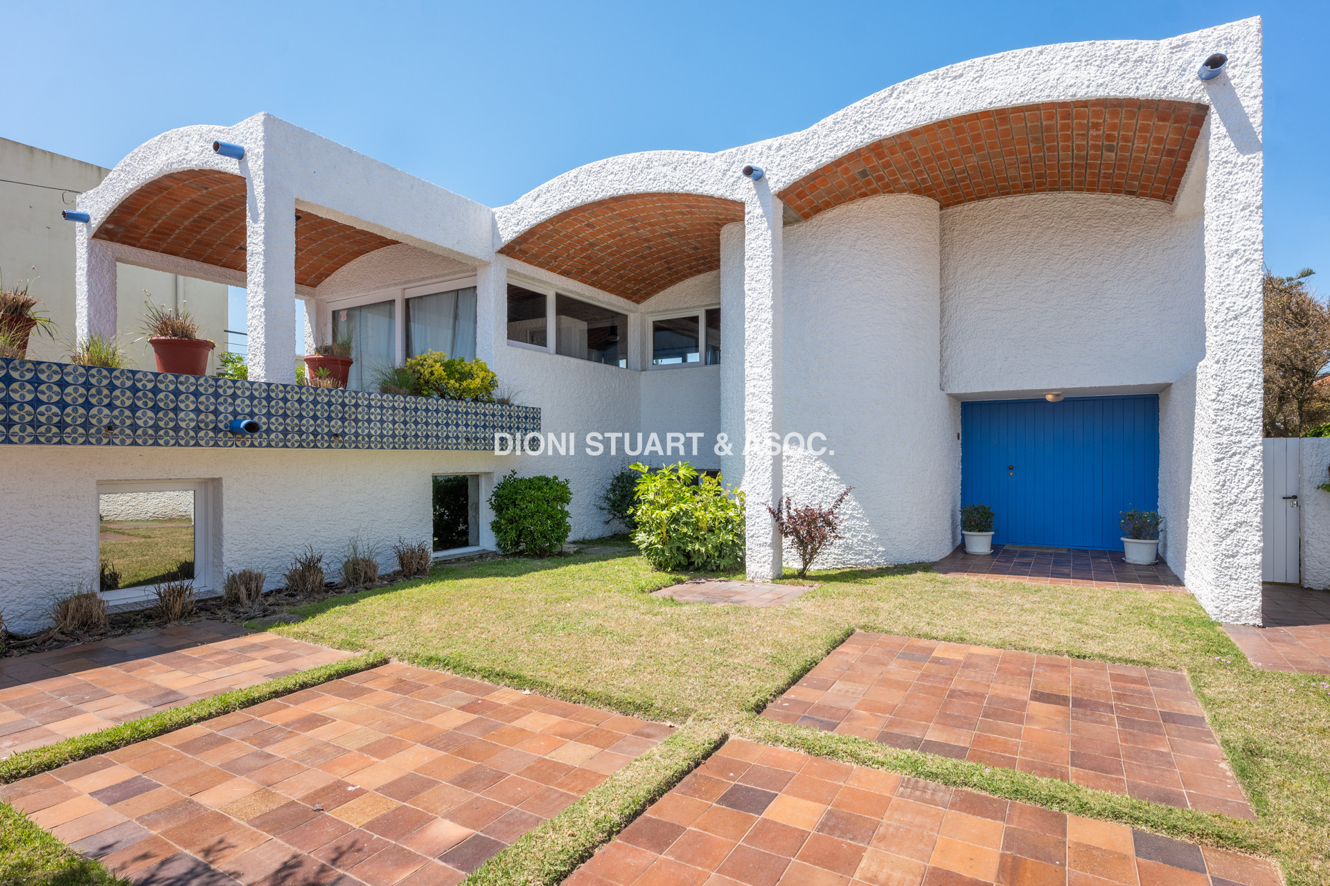 VENTA CASA 4 DORMITORIOS EN LA PENINSULA PUNTA DEL ESTE