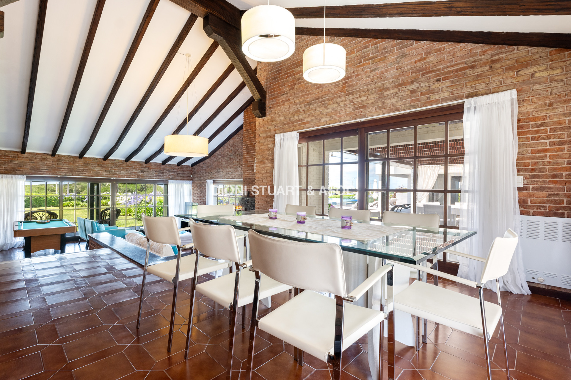 CASA EN VENTA PRIMERA LINEA PLAYA BRAVA