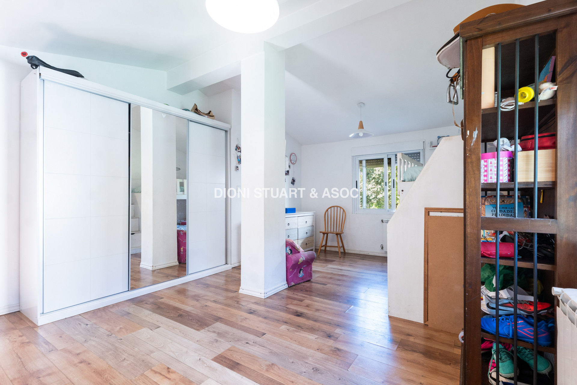 VENTA CASA 4 DORMITORIOS CON BARBACOA CANTEGRIL - PUNTA DEL ESTE