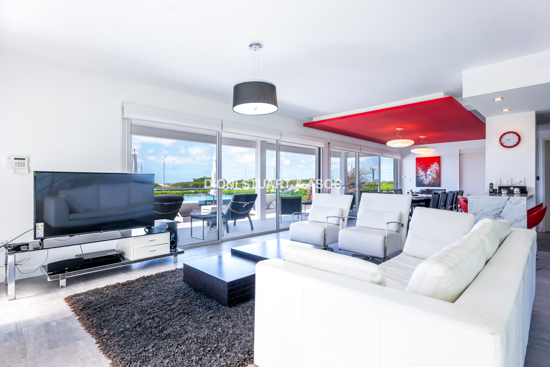 CASA EN VENTA PRIMERA LINEA PLAYA BRAVA