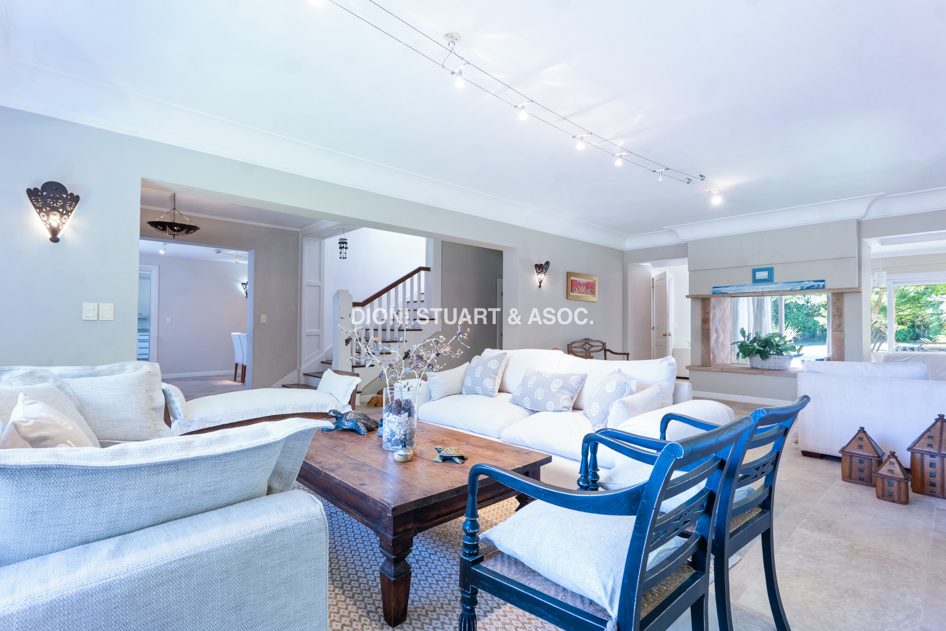 MEGA CASA EN EL GOLF - A METROS DEL MAR