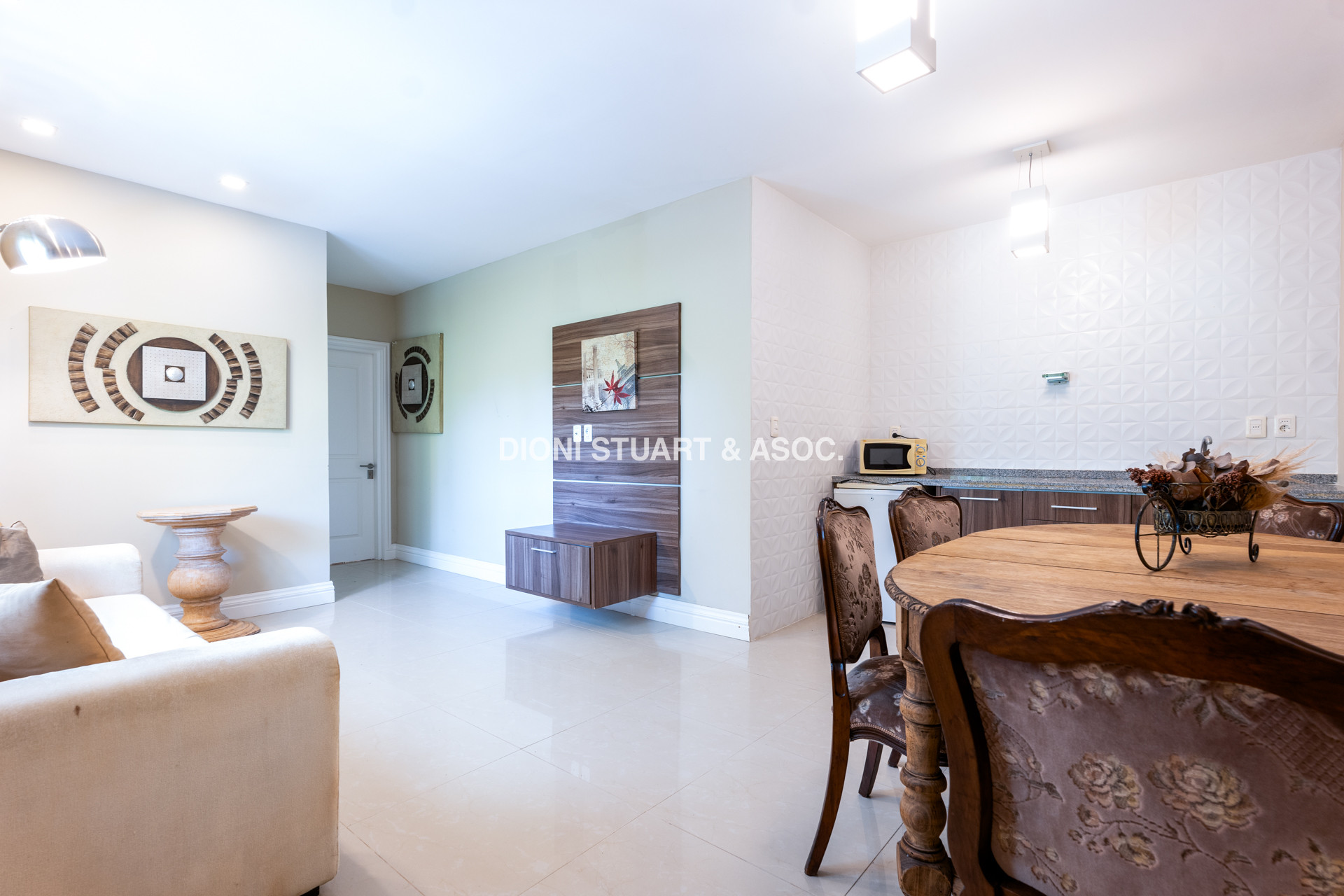 MEGA CASA EN EL GOLF - IMPESIONANTE