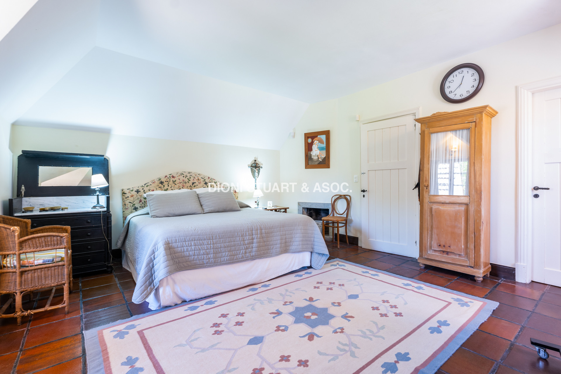 CASA EN VENTA EN EL GOLF - ARQ. ARTURO DUBOURG
