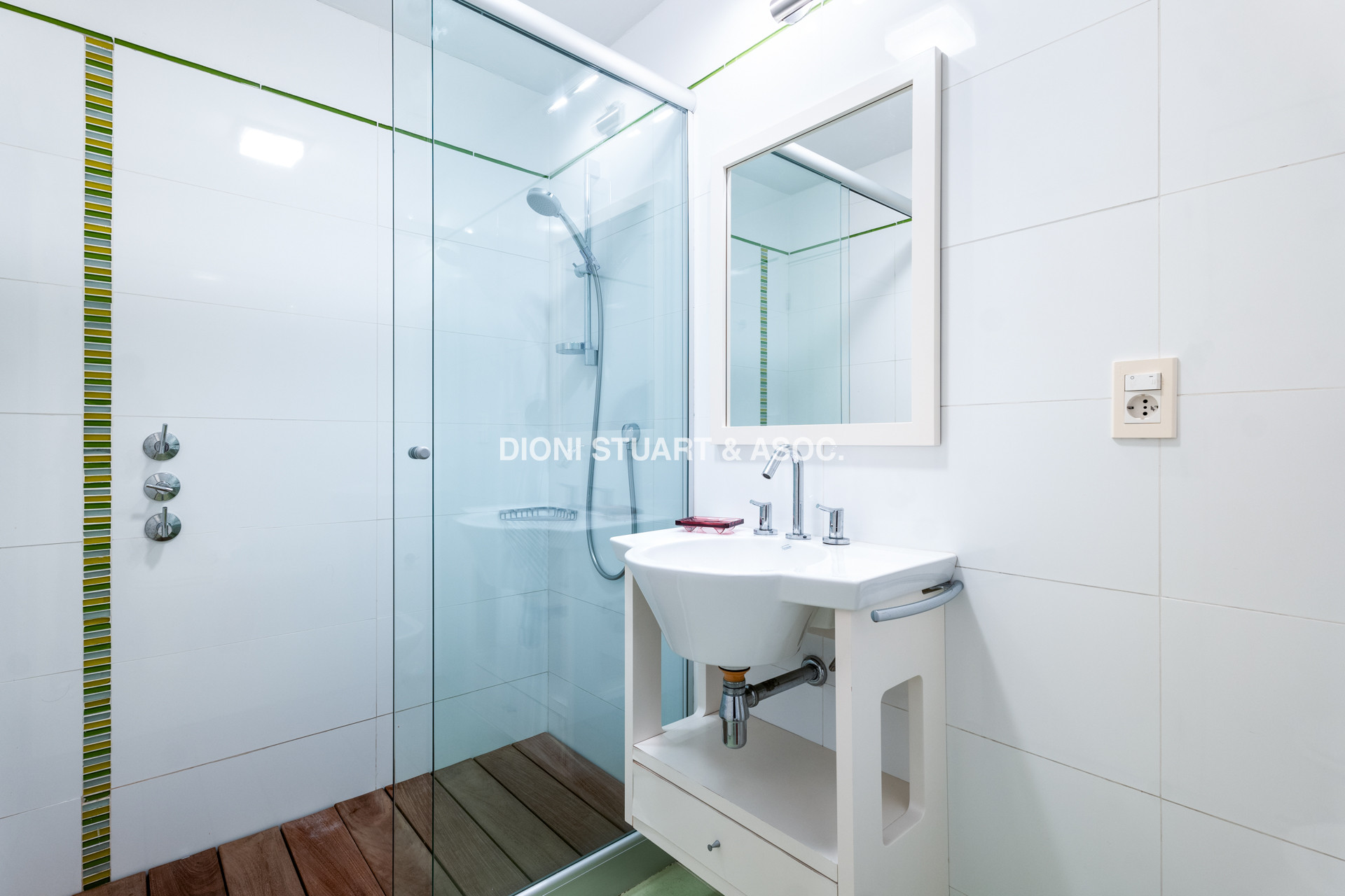 CASA EN VENTA PRIMERA LINEA PLAYA BRAVA