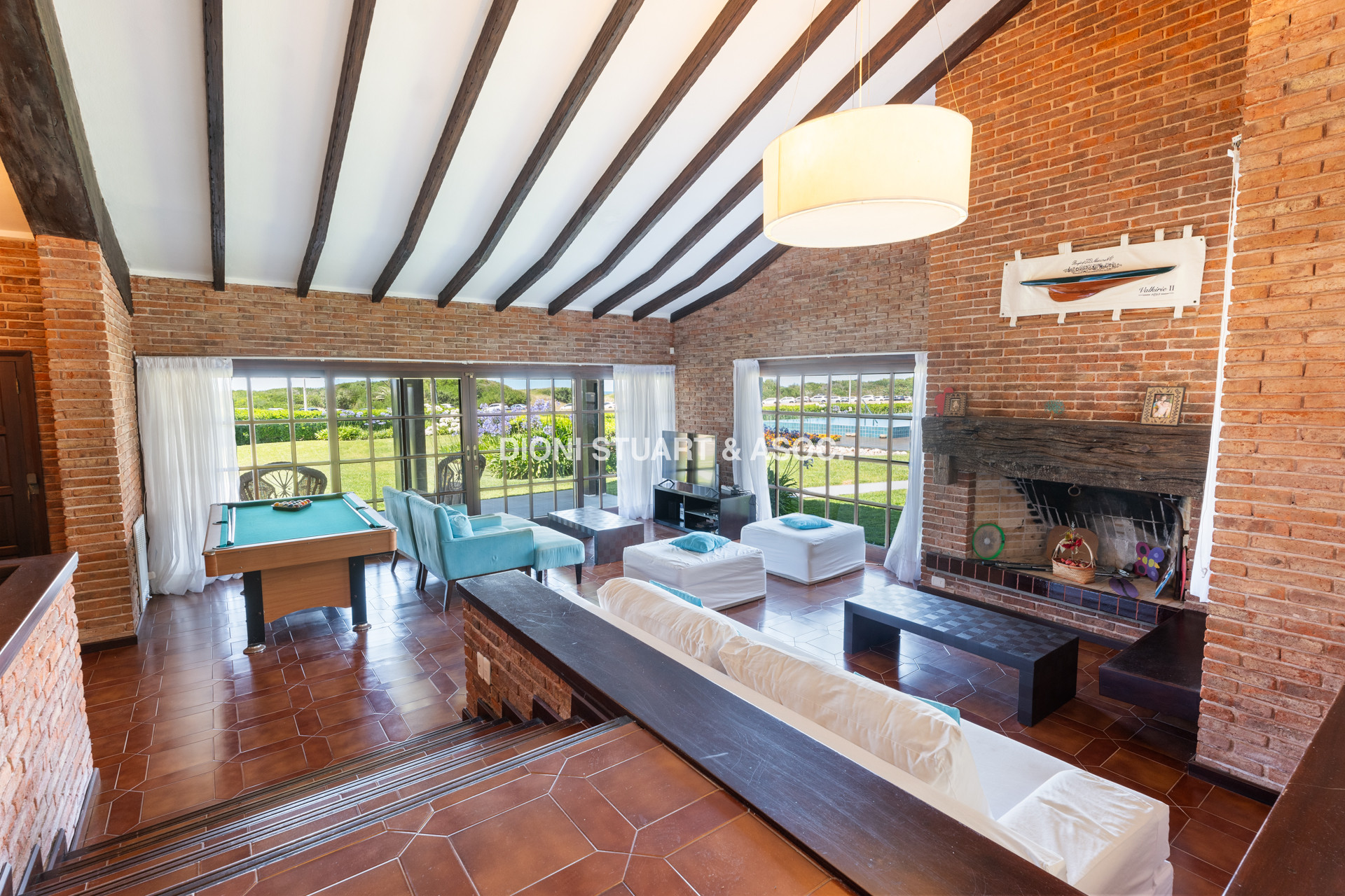 CASA EN VENTA PRIMERA LINEA PLAYA BRAVA