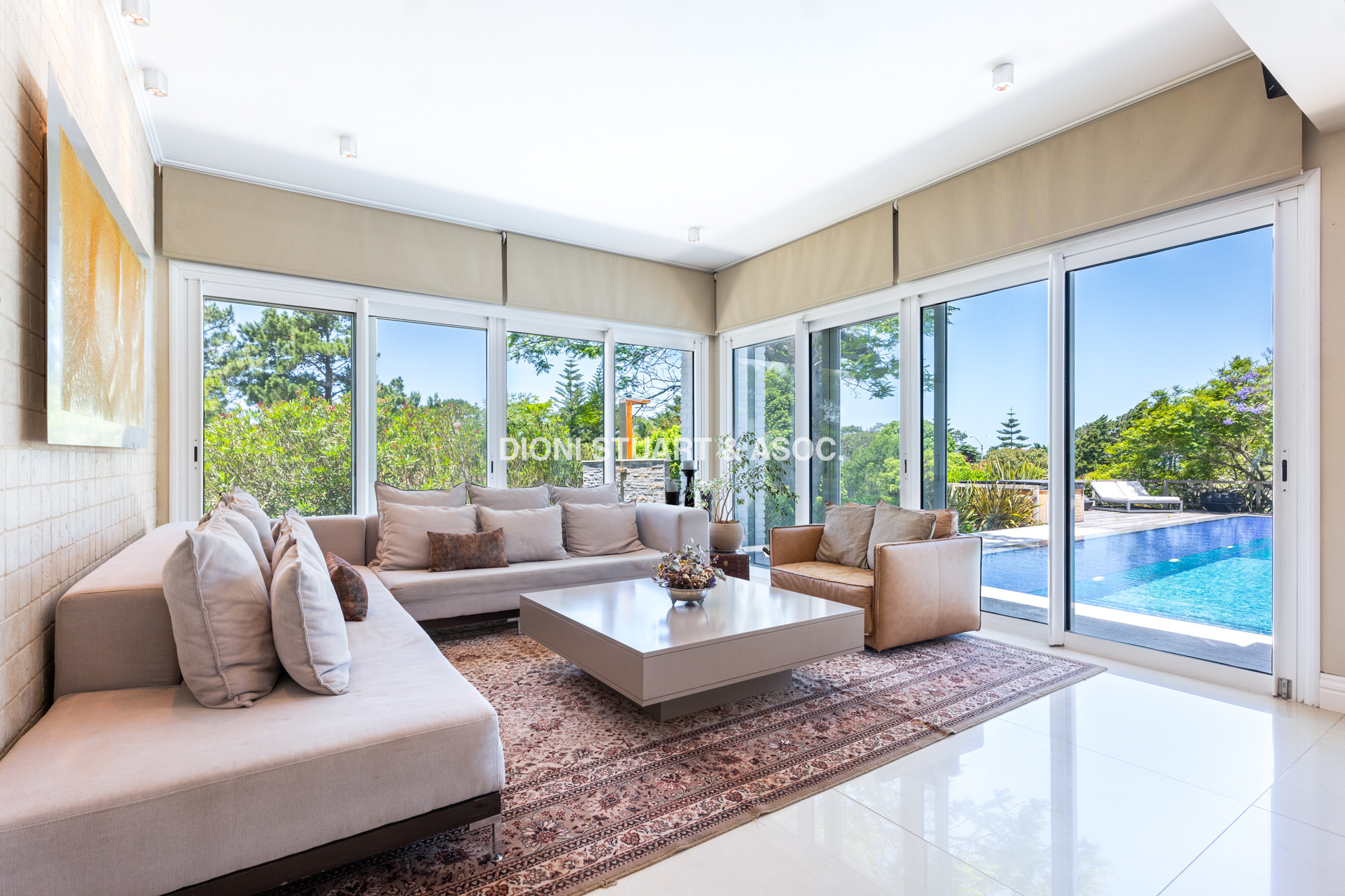 MEGA CASA EN EL GOLF - IMPESIONANTE
