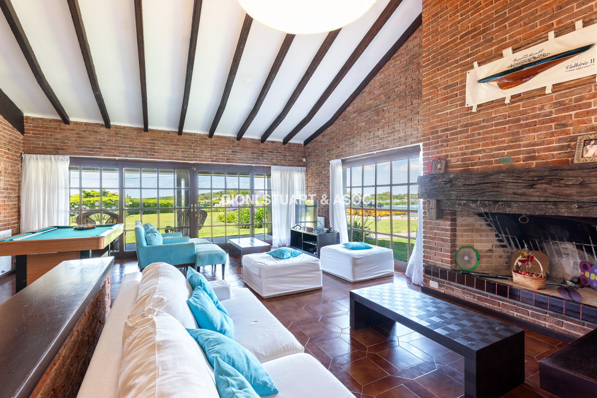 CASA EN VENTA PRIMERA LINEA PLAYA BRAVA