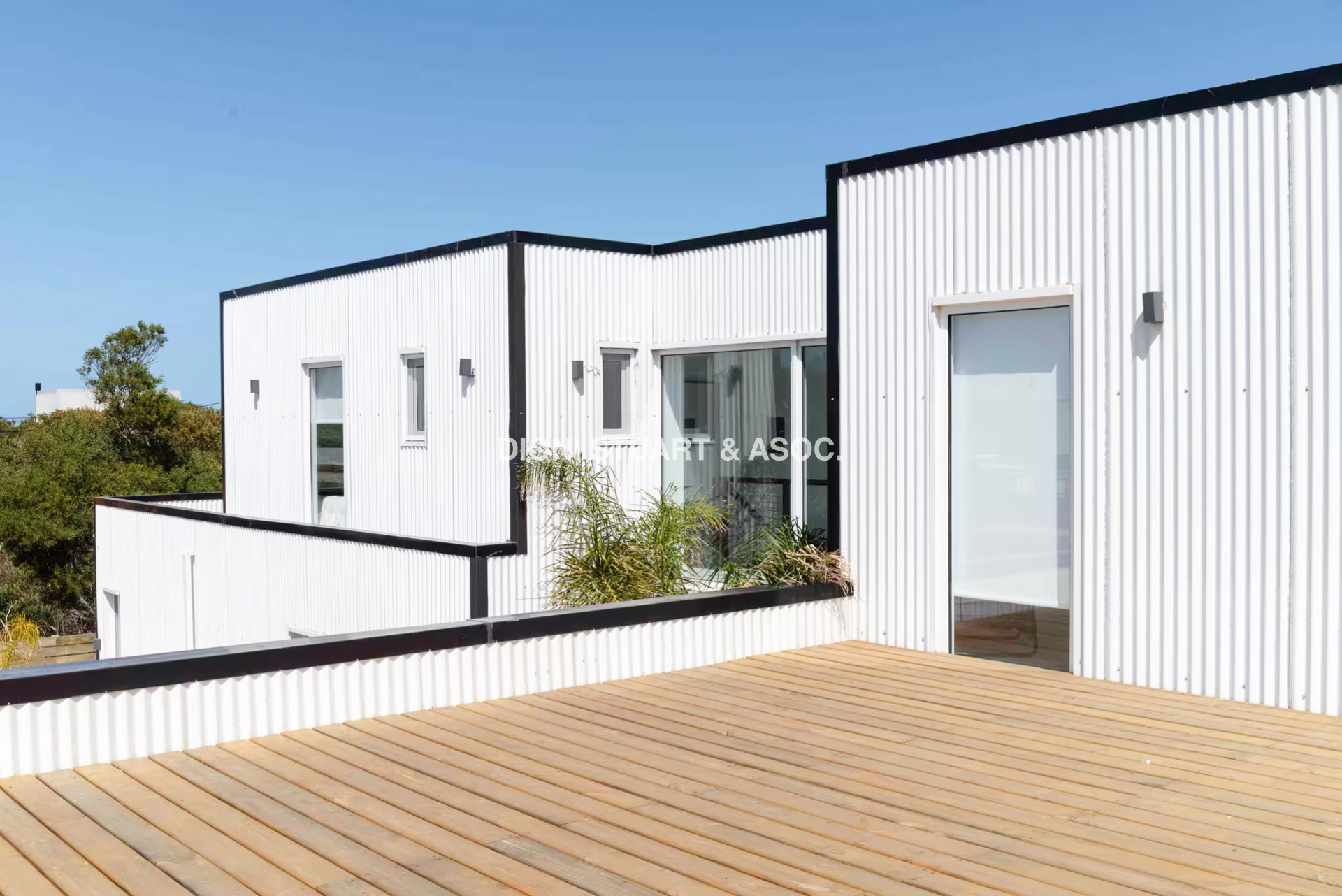 CASA EN ALQUILER DE TEMPORADA 3 DORMITORIOS CON PISCINA - LA JUANITA - JOSE IGNACIO - CERCA DEL MAR