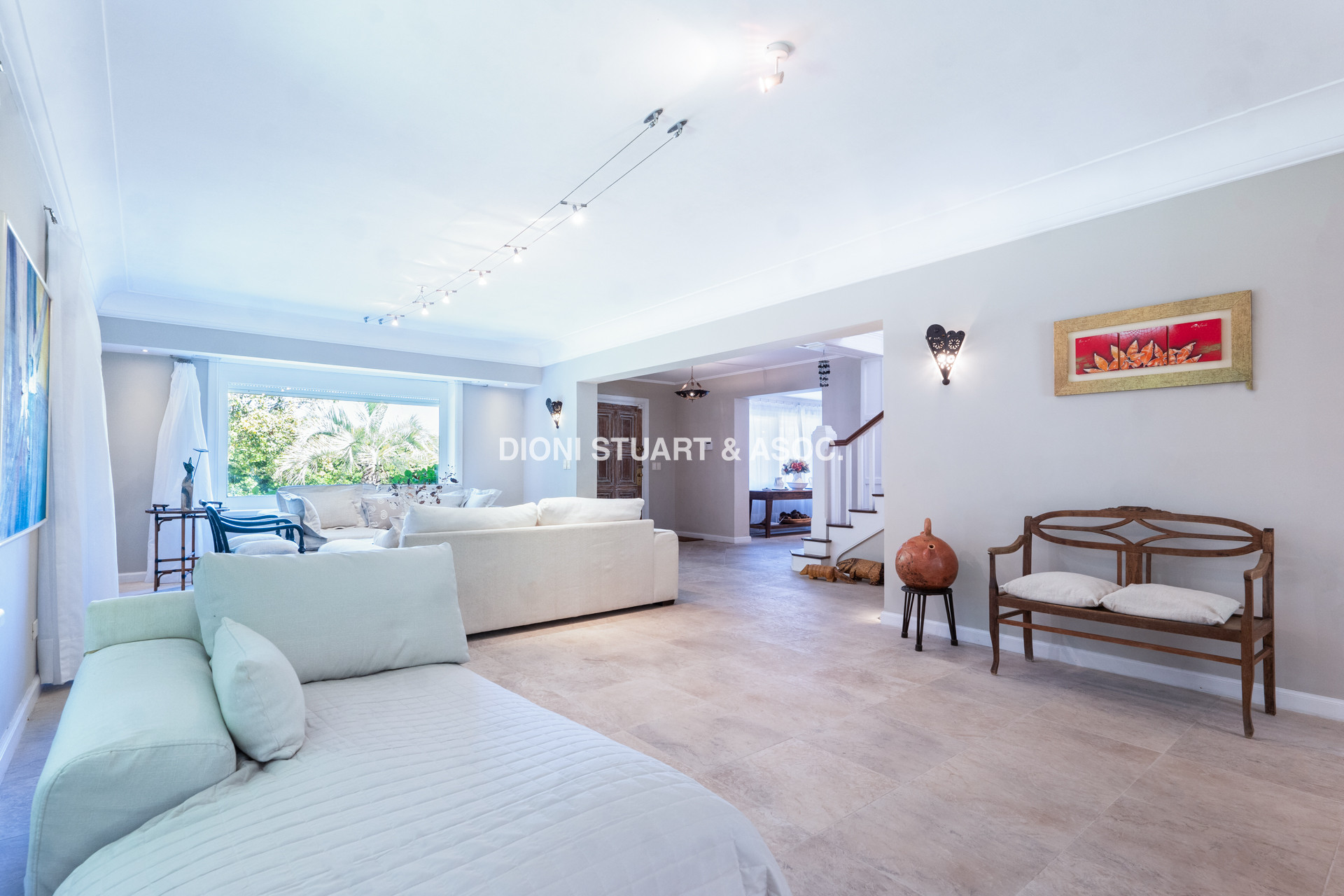 MEGA CASA EN EL GOLF - A METROS DEL MAR
