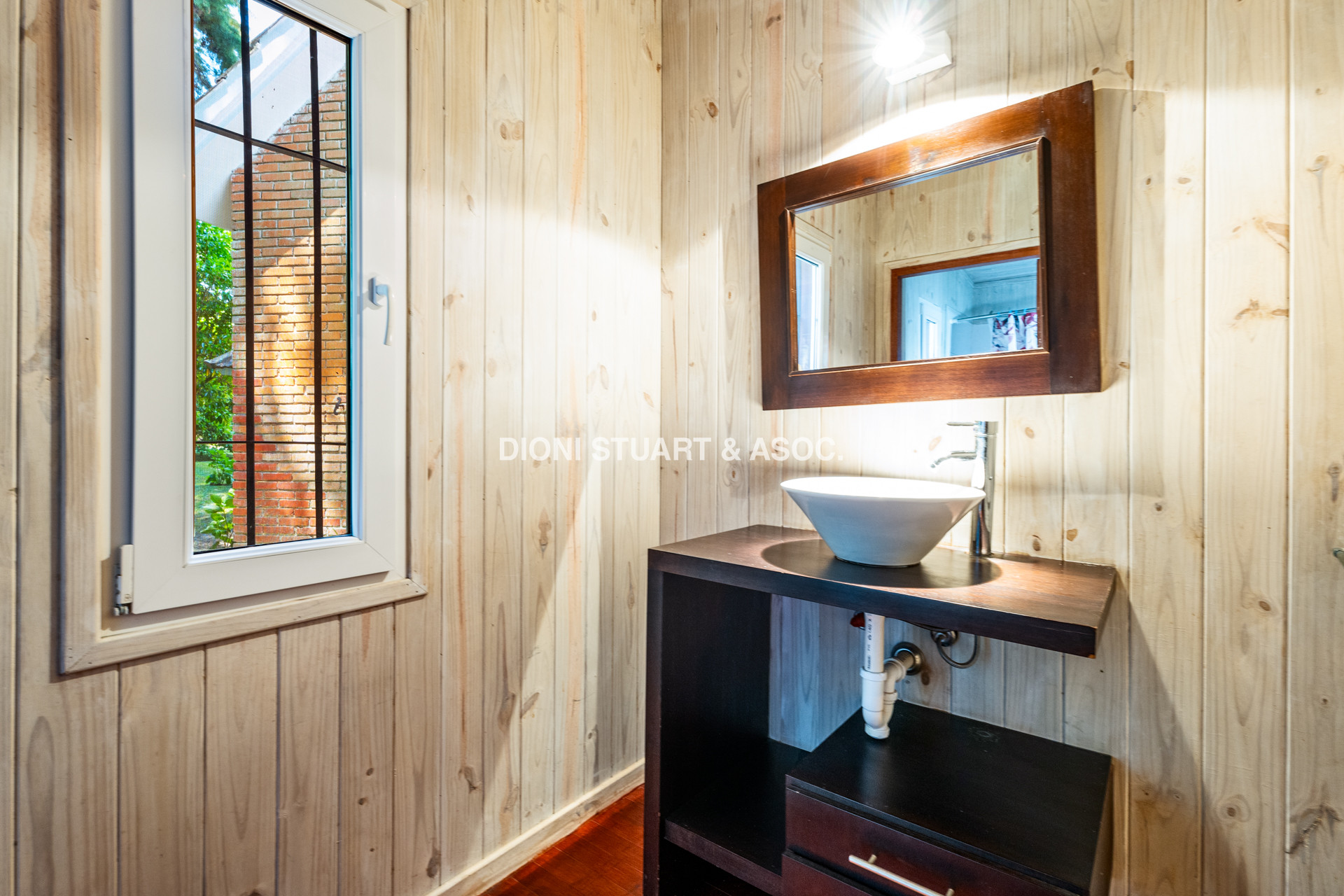 CASA EN VENTA EN EL GOLF - ARQ. ARTURO DUBOURG