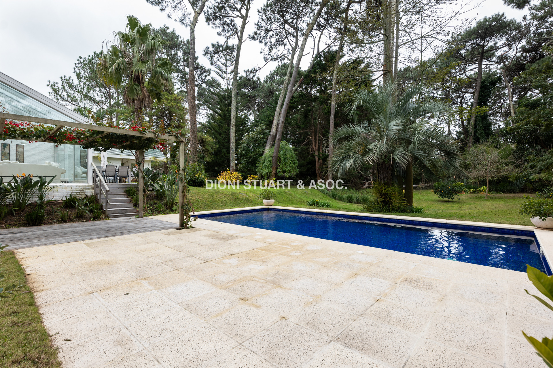 MANSION EN SAN RAFAEL RECICLADA