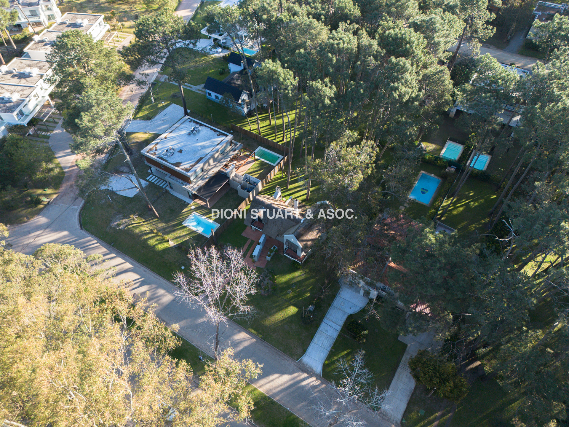 VENTA CASA EN GREEN PARK SOLANAS - 4 DORMITORIOS