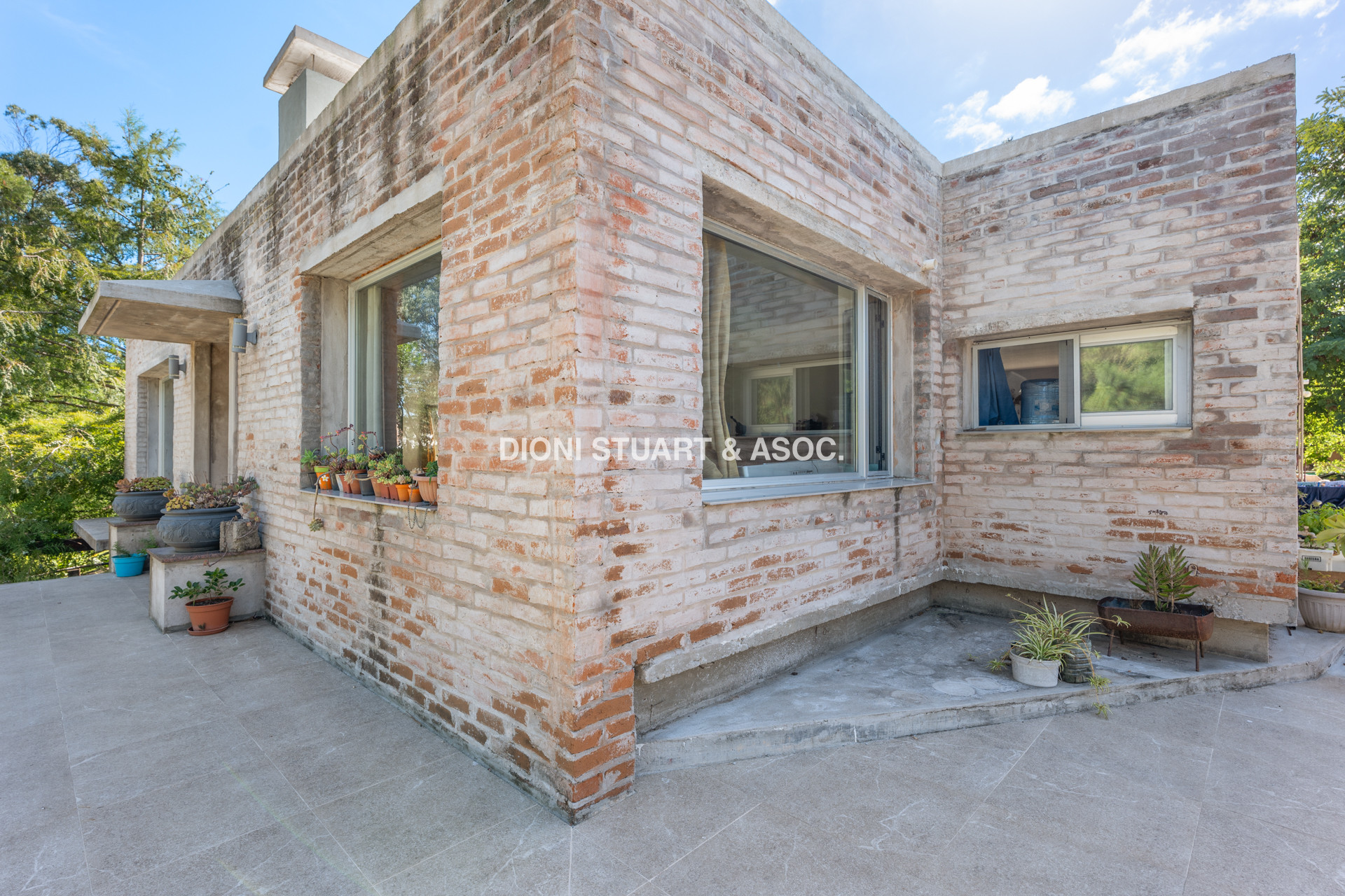 CASA EN PINARES - A TERMINAR