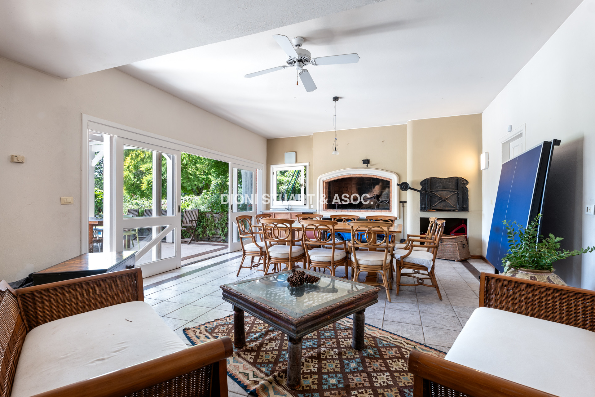 CASA EN VENTA EN  EL GOLF CON 4 DORMITORIOS EN SUITE + DEP. - BARBACOA Y SAUNA - INCREIBLE