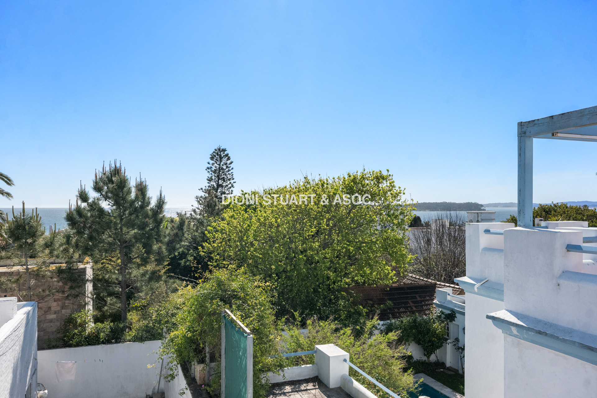 ALQUILER TEMPORADA CASA PUNTA DEL ESTE 3 DORMITORIOS EN SUITE - EN LA PENINSULA