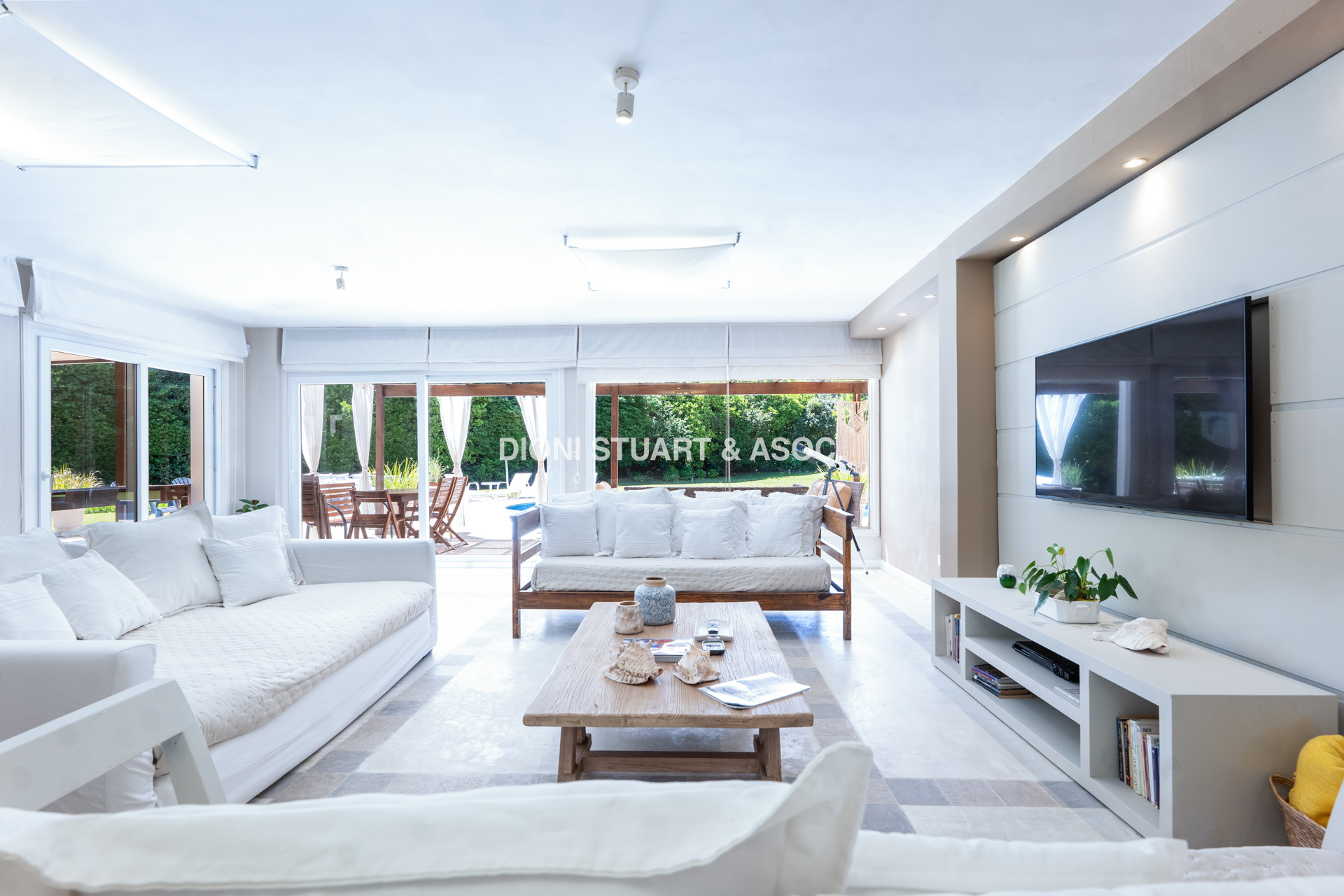 MEGA CASA EN EL GOLF - A METROS DEL MAR