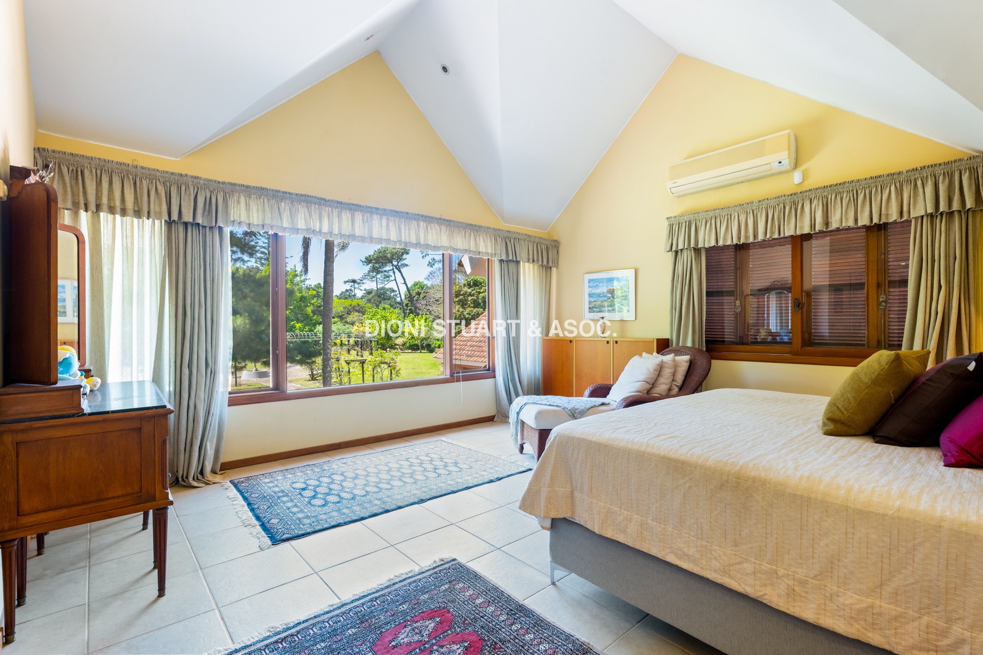 CASA EN VENTA EN EL GOLF - INCREIBLE