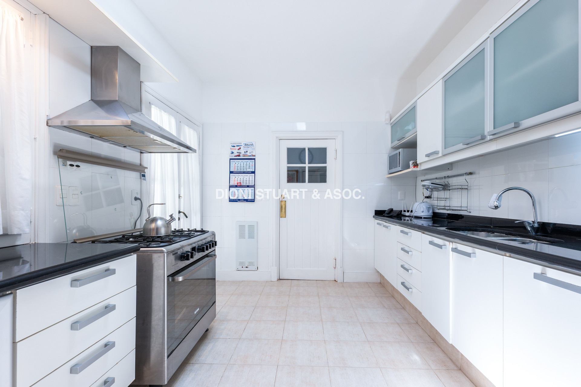 CASA EN VENTA EN EL GOLF - ARQ. ARTURO DUBOURG