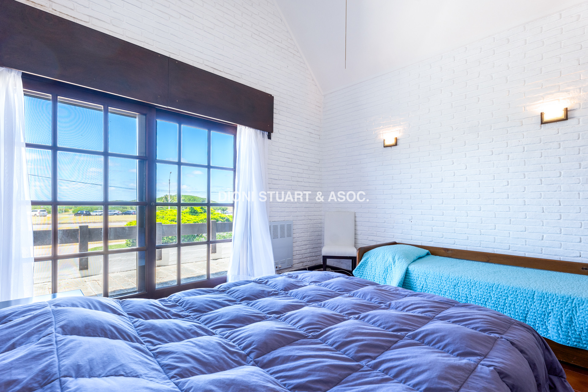 CASA EN VENTA PRIMERA LINEA PLAYA BRAVA