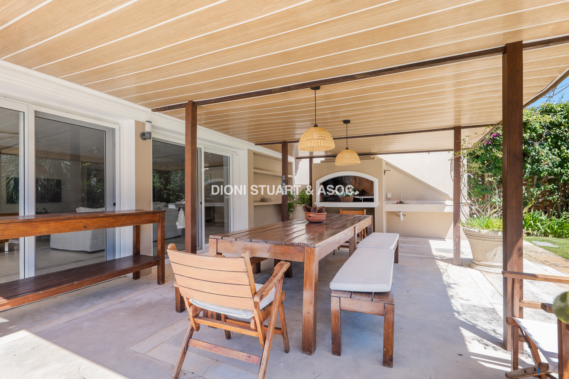 MEGA CASA EN EL GOLF - A METROS DEL MAR