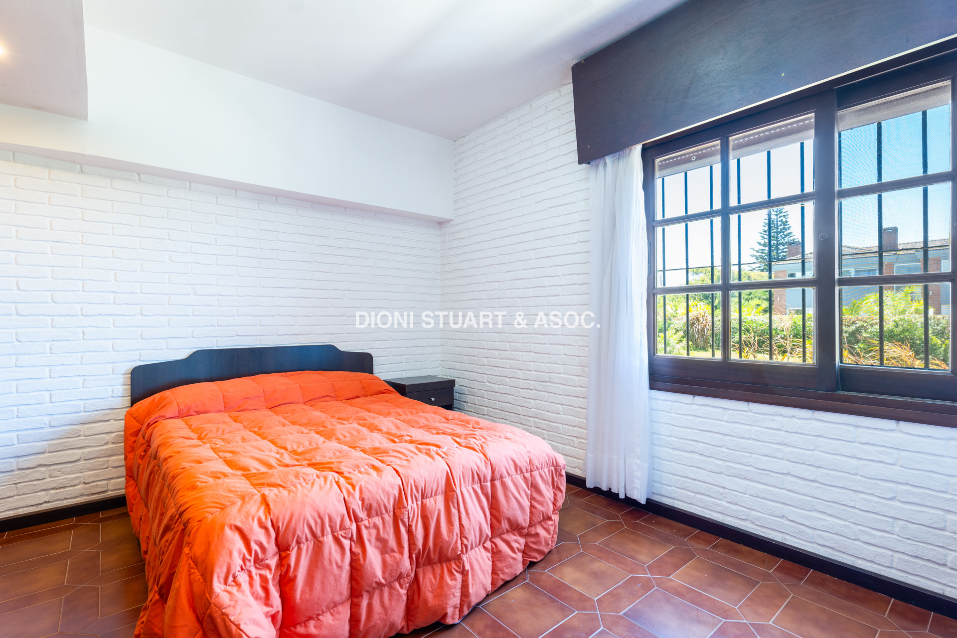 CASA EN VENTA PRIMERA LINEA PLAYA BRAVA