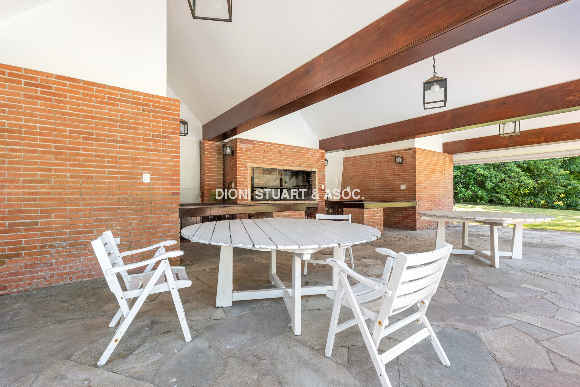 CASA EN VENTA EN EL GOLF - ARQ. ARTURO DUBOURG