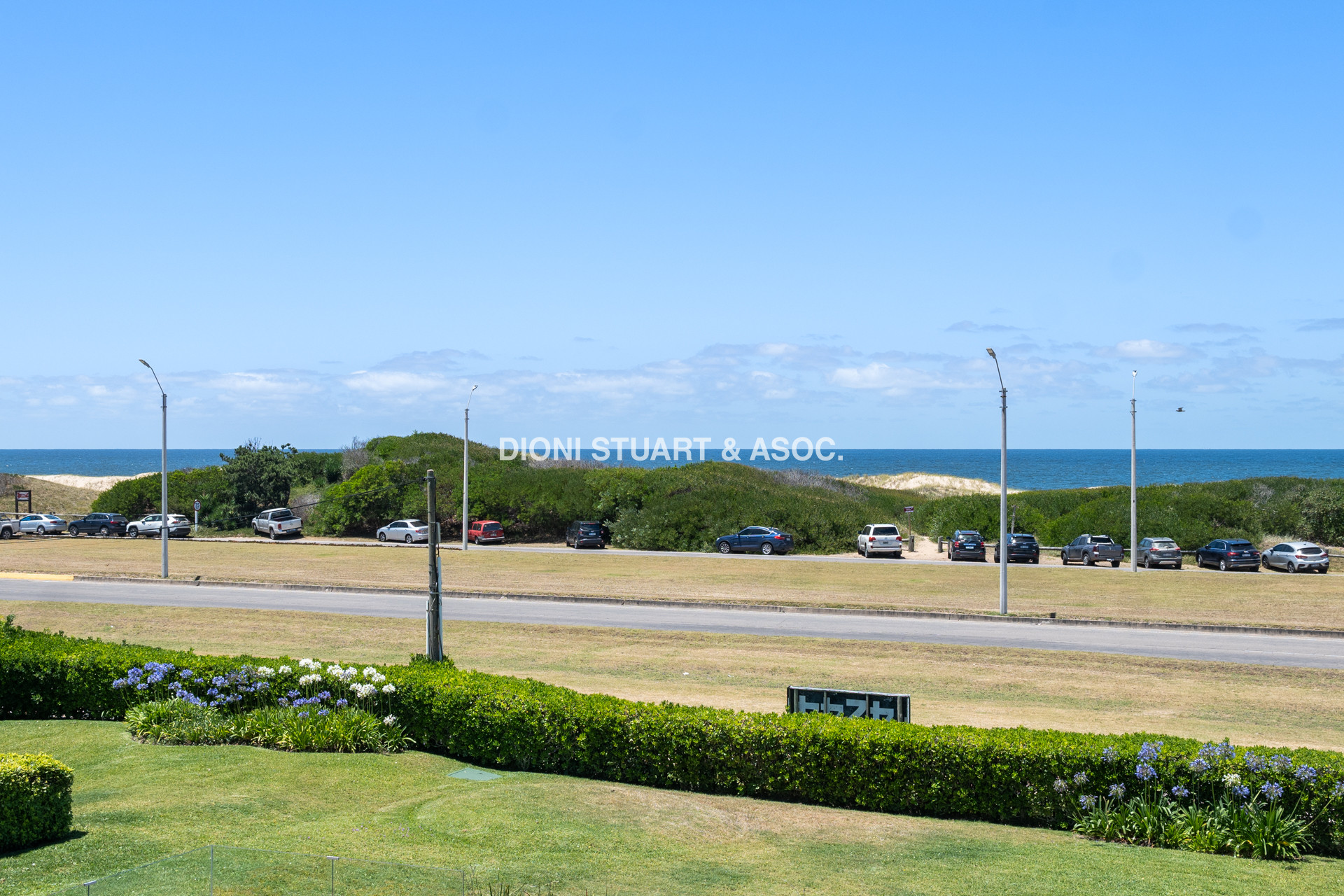 CASA EN VENTA PRIMERA LINEA PLAYA BRAVA
