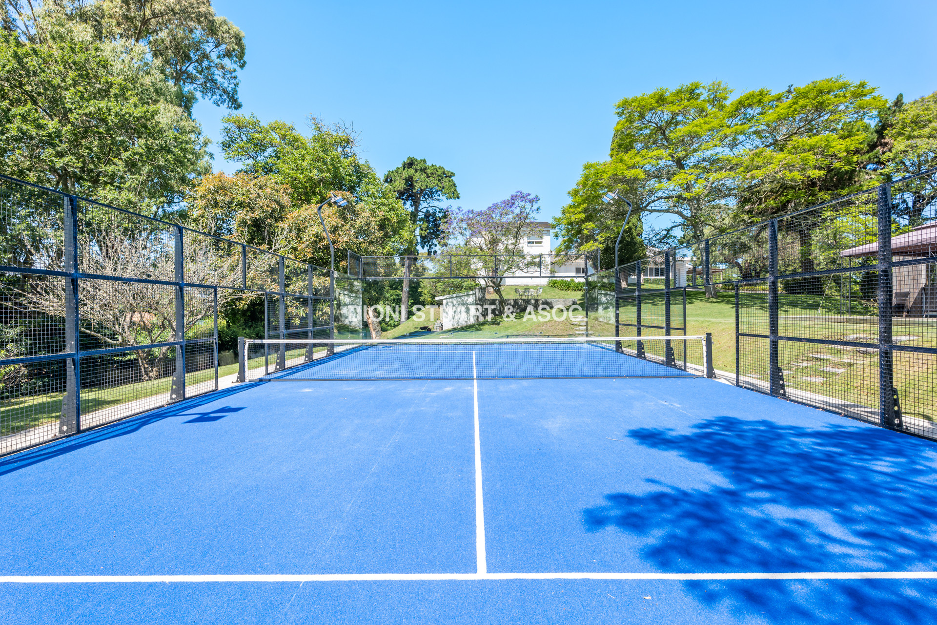 MEGA CASA EN EL GOLF - IMPESIONANTE