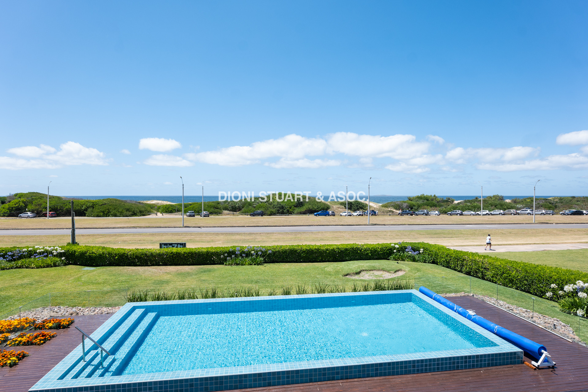 CASA EN VENTA PRIMERA LINEA PLAYA BRAVA