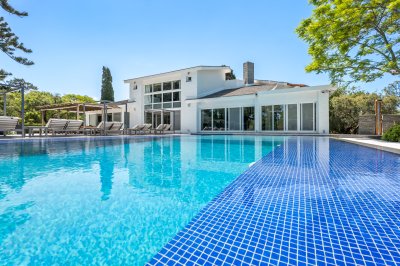 SUPER CASA EN EL GOLF