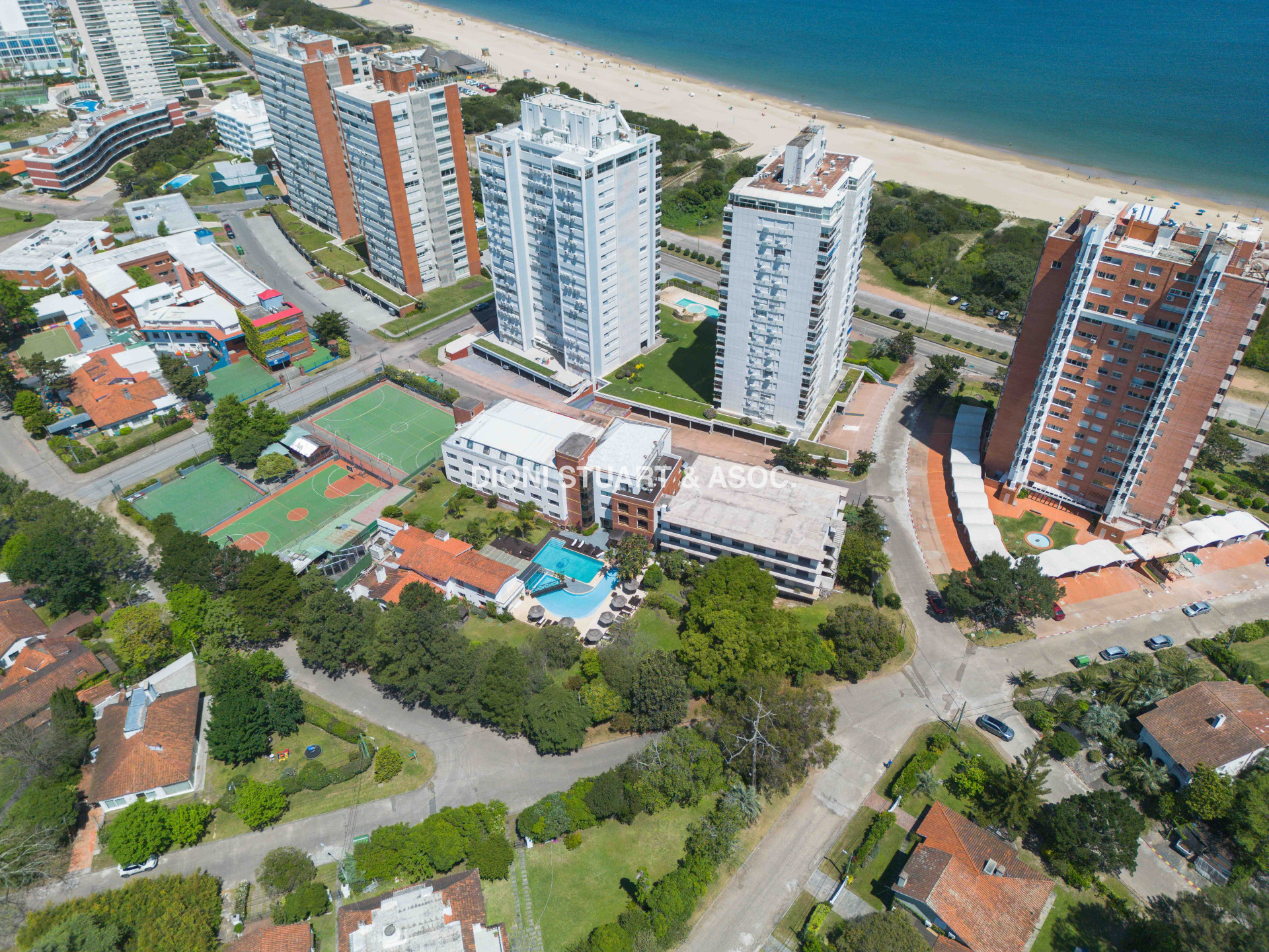 HOTEL LA FORET EN VENTA - PLAYA MANSA