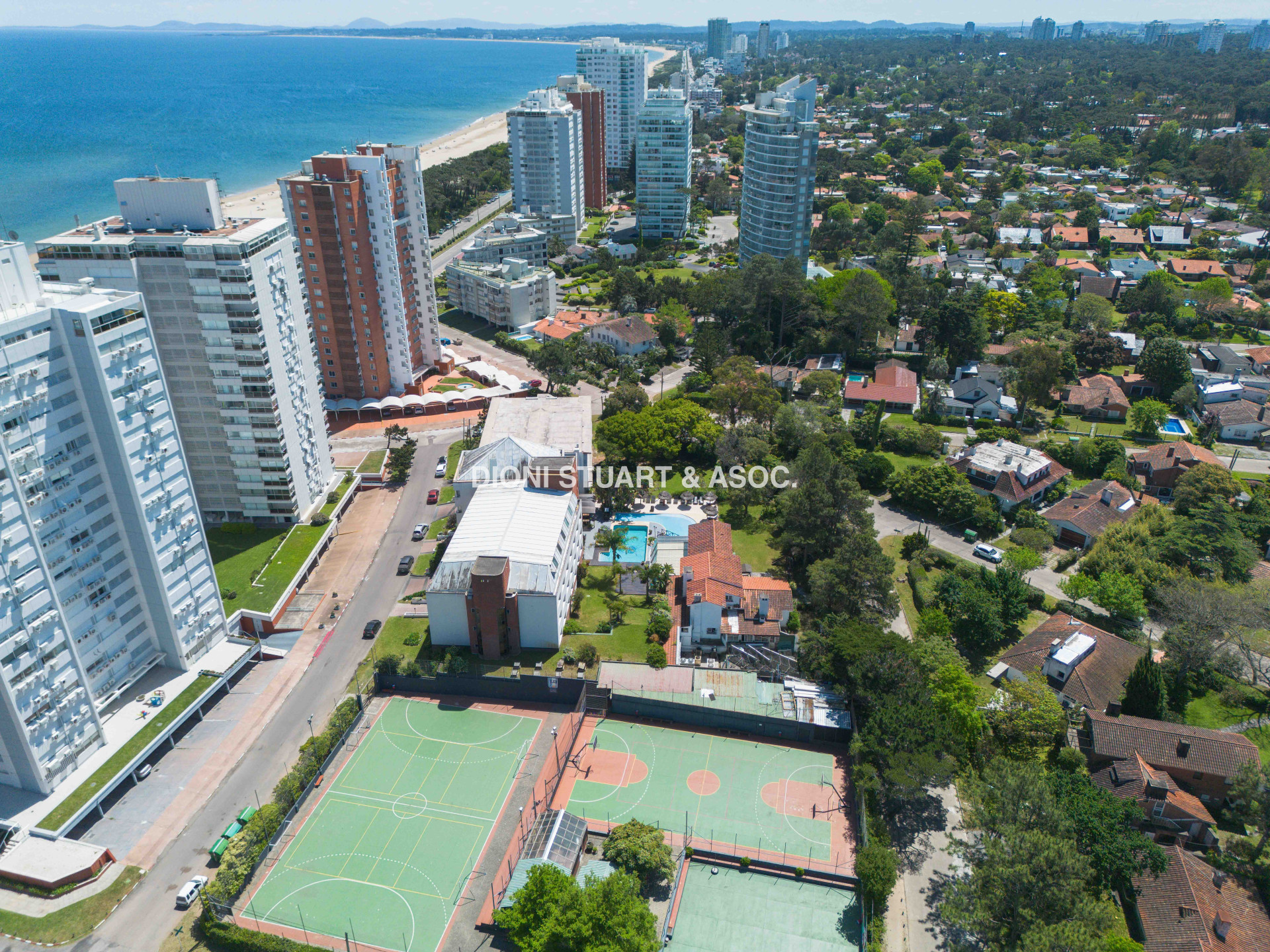HOTEL LA FORET EN VENTA - PLAYA MANSA