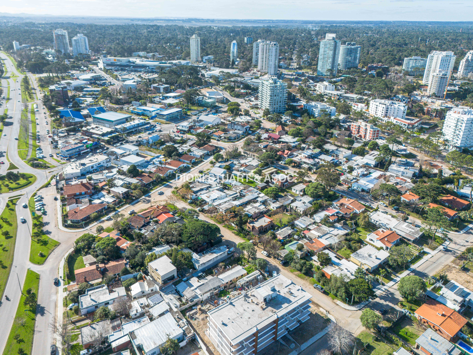 TERRENO APTO PARA EDIFICIO EN PUNTA DEL ESTE