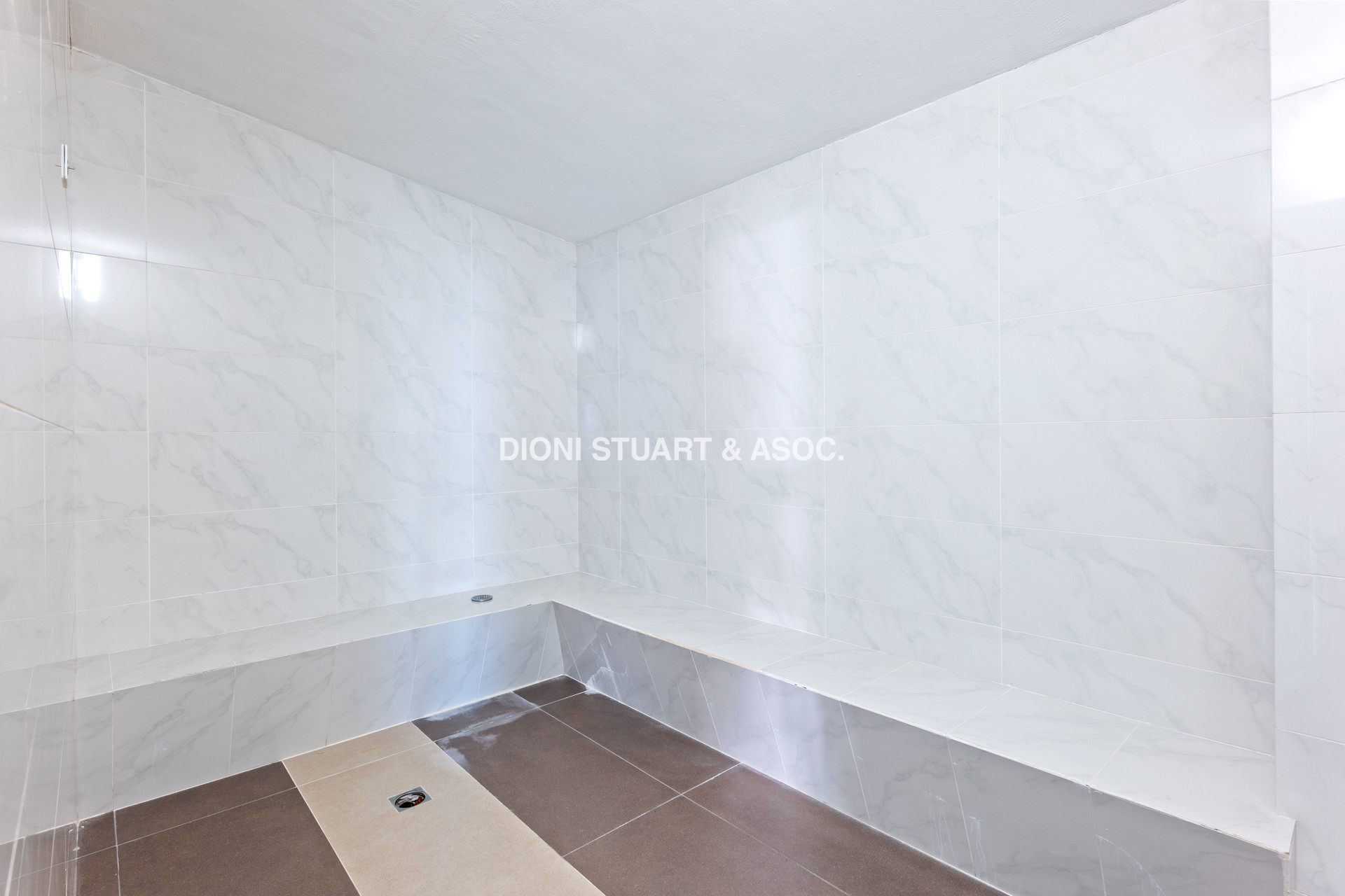 ALQUILER TEMPORAL - ANUAL - INVERNAL - APARTAMENTO 4 DORMITORIOS PENTHOUSE - MIAMI BOULEVARD - PLAYA MANSA