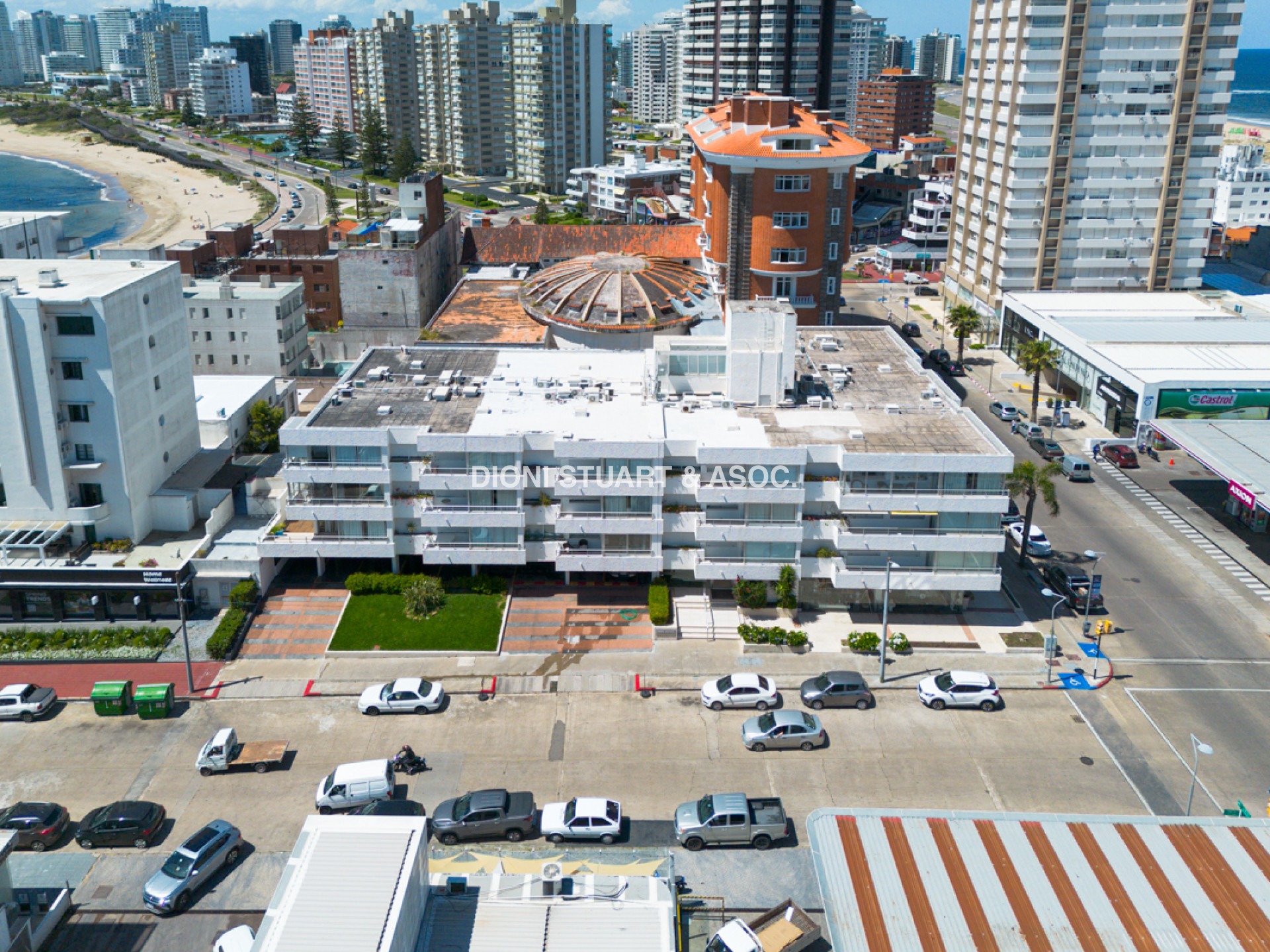 APARTAMENTO EN VENTA - PENINSULA - SIMON BOLIVAR - 3 DORMITORIOS - RECICLADO
