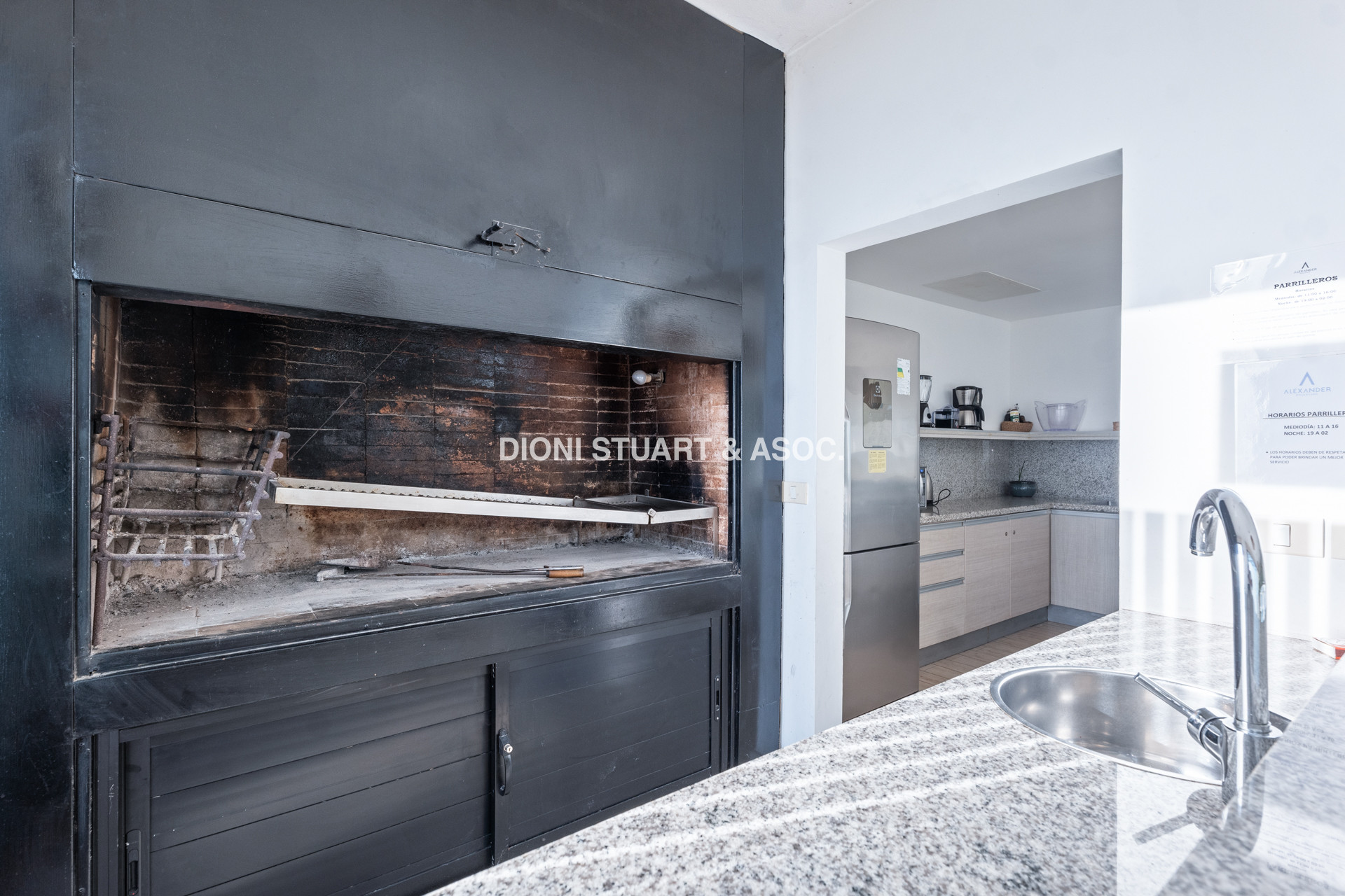 VENTA APARTAMENTO 3 DORMITORIOS EN SUITE - ALEXANDER BOULEVARD ESQUINERO