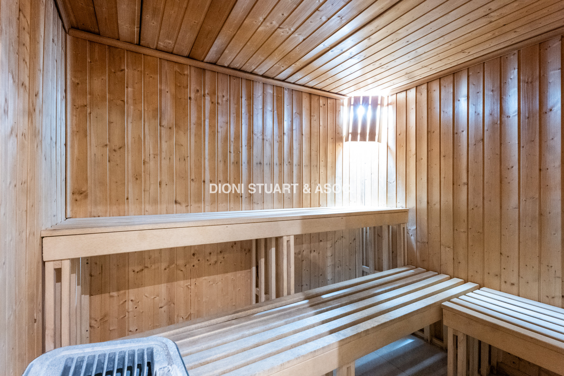 VENTA APARTAMENTO 3 DORMITORIOS EN SUITE - ALEXANDER BOULEVARD ESQUINERO