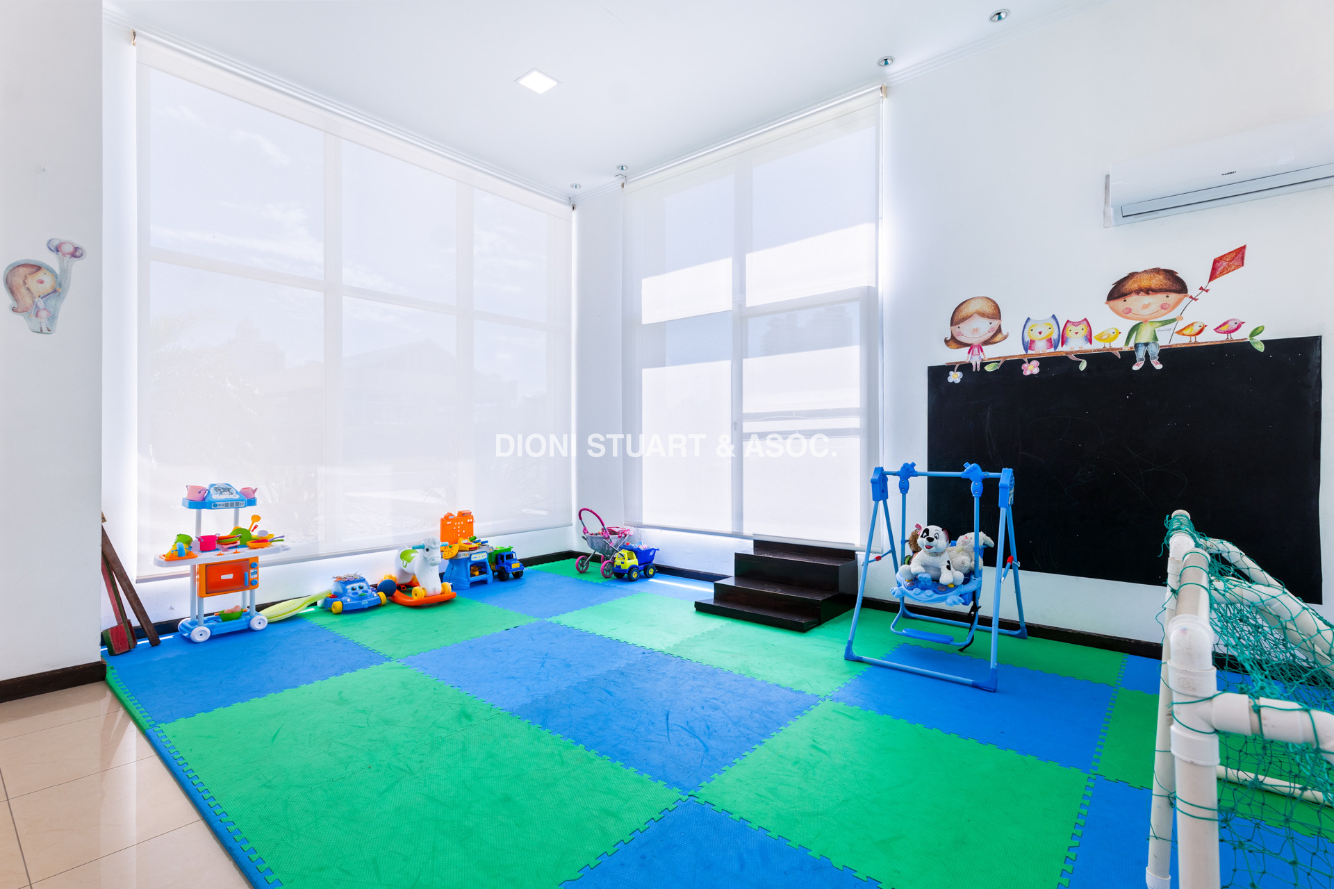 TORRE LOBOS ESQUINERO - 3 DORM EN SUITE + DEP. SERV