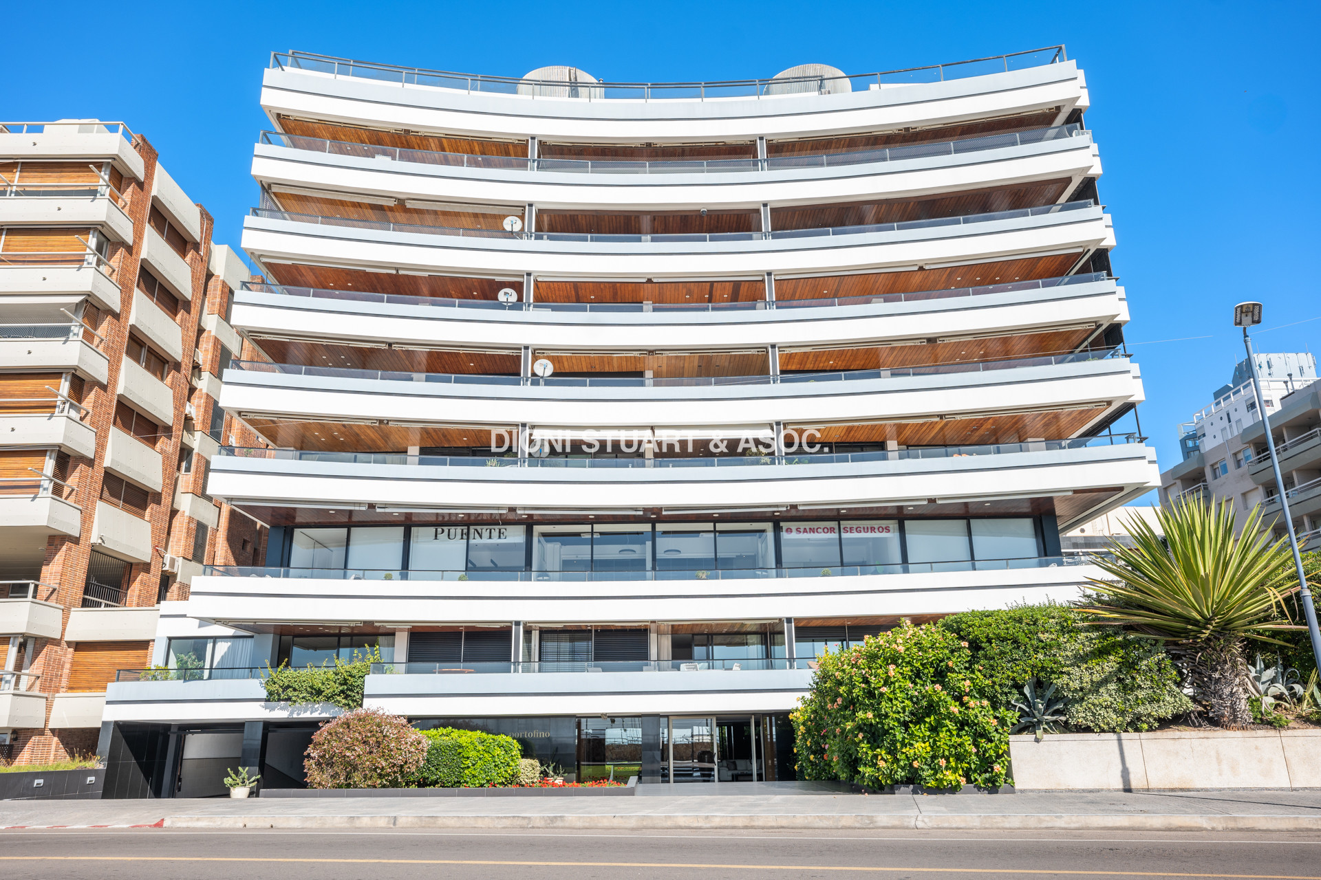 VENTA APARTAMENTO EN PORTOFINO - 3 DORMITORIOS EN SUITE - BARBACOA PROPIA - PUERTO PUNTA DEL ESTE