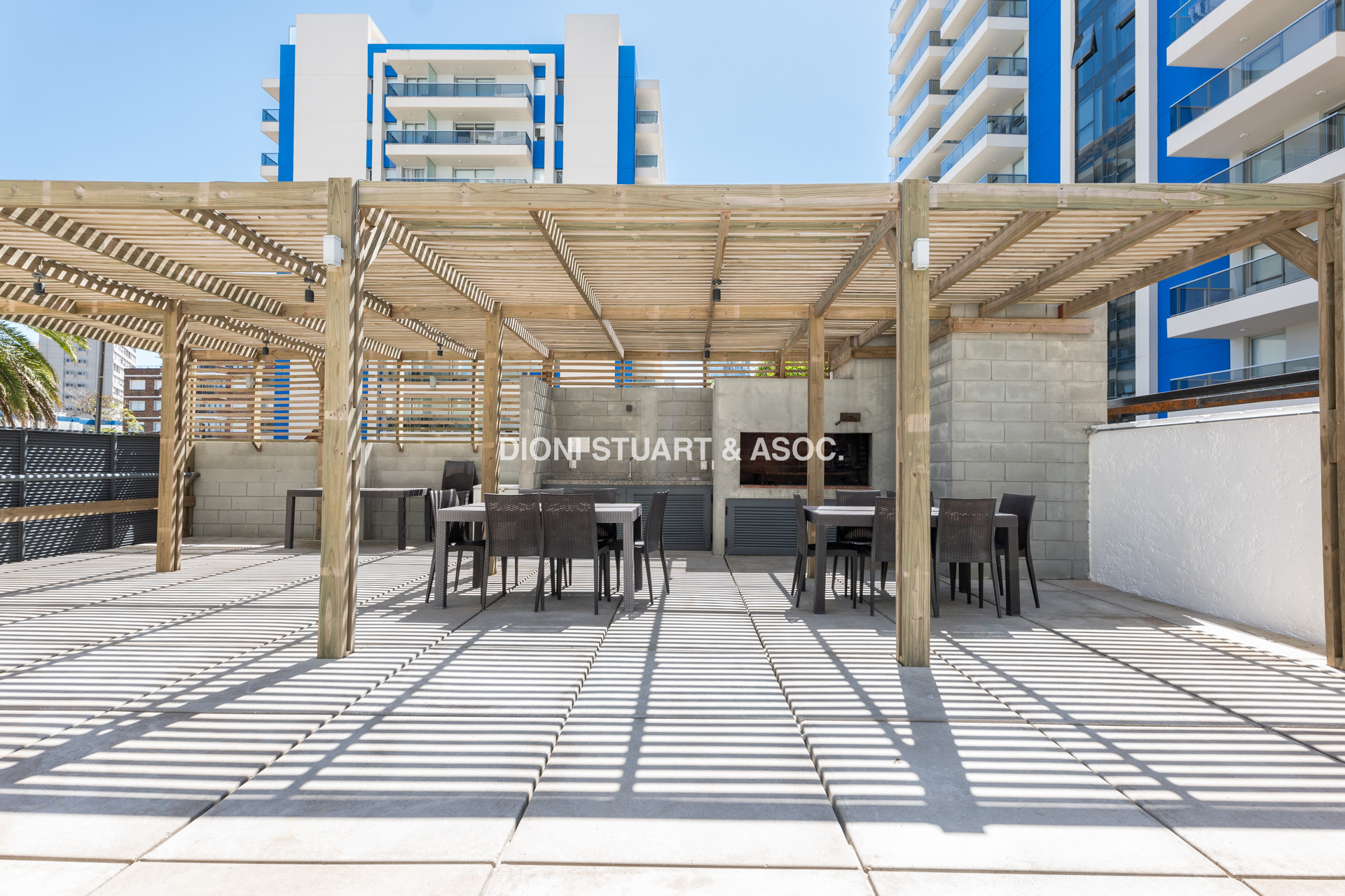 APARTAMENTO A ESTRENAR EN PLAYA BRAVA PUNTA DEL ESTE - 2 DORMITORIOS - EDIF. SIGLO SOL II - BAJAS EXPENSAS