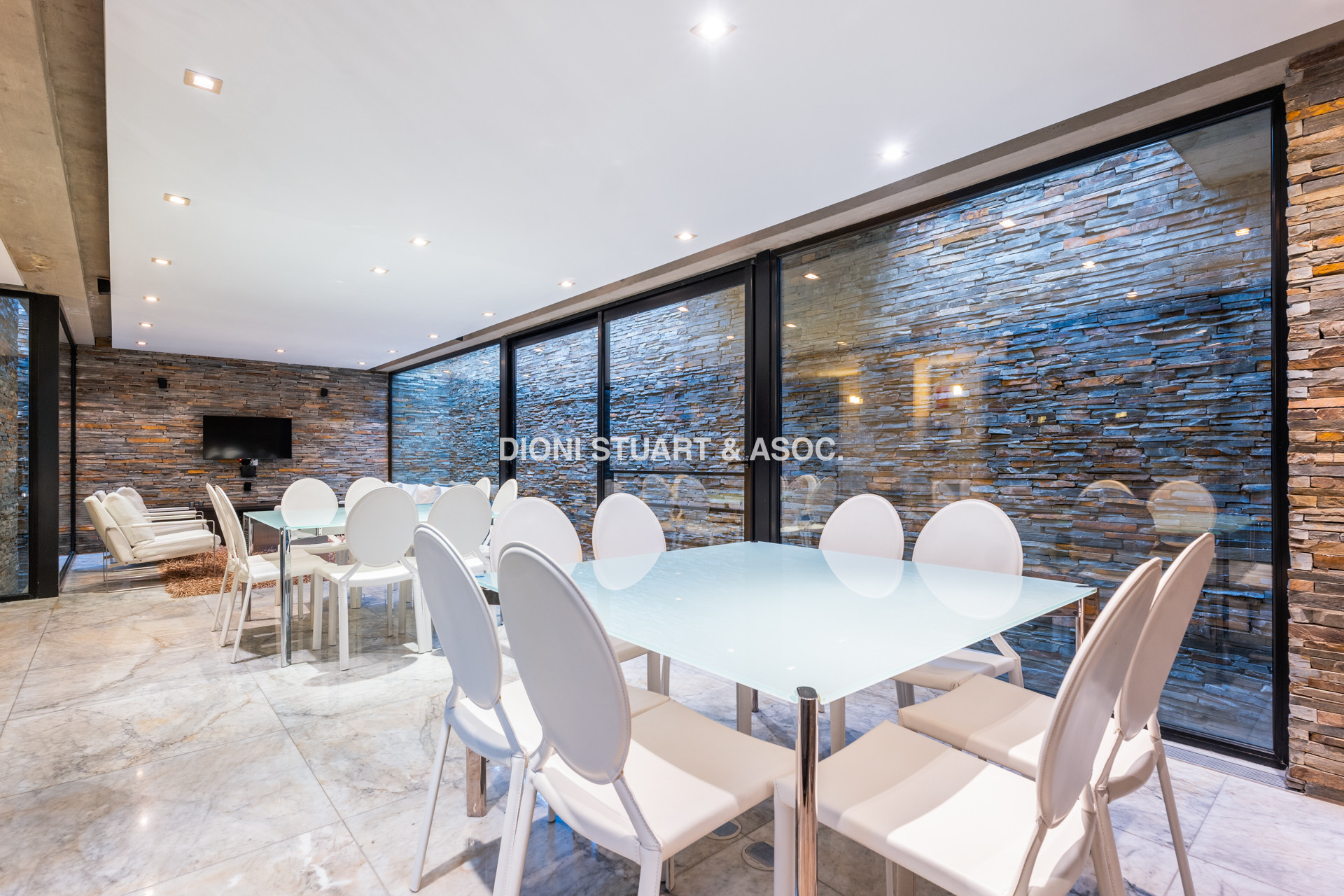 LE BLEU - DEPARTAMENTO FRENTE AL PUERTO PENT HOUSE - 3 DORM EN SUITES + DEP.