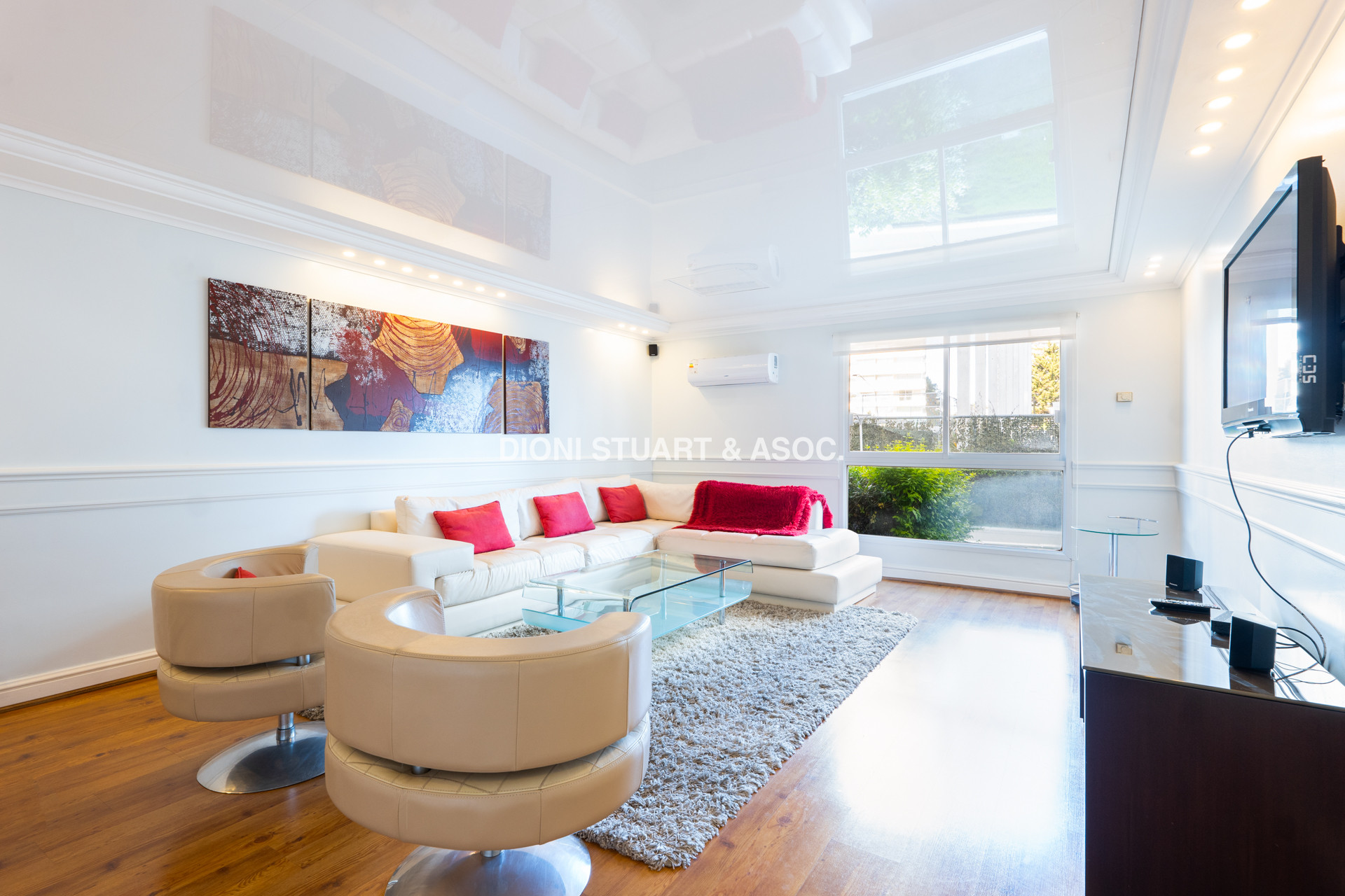 VENTA APARTAMENTO BEVERLY TOWER - 3 SUITES + DEPENDENCIA - PLAYA MANSA
