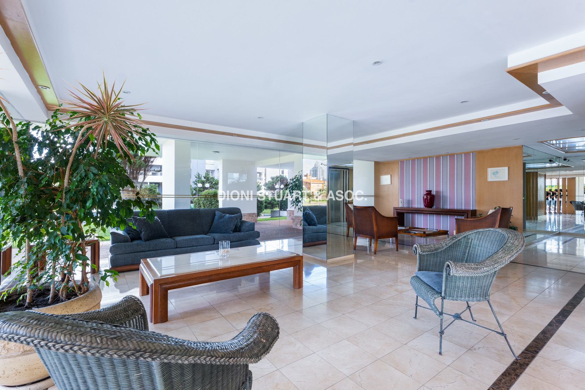DEPARTAMENTO EN VENTA DE 2 DORMITORIOS Y MEDIO - EDIFICIO LONG BEACH - TODOS LOS AMENITIES