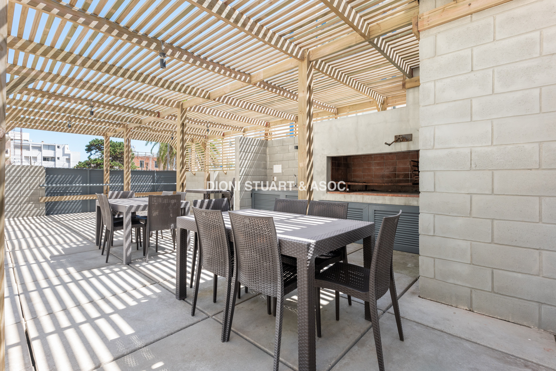 APARTAMENTO A ESTRENAR EN PLAYA BRAVA PUNTA DEL ESTE - 2 DORMITORIOS - EDIF. SIGLO SOL II - BAJAS EXPENSAS