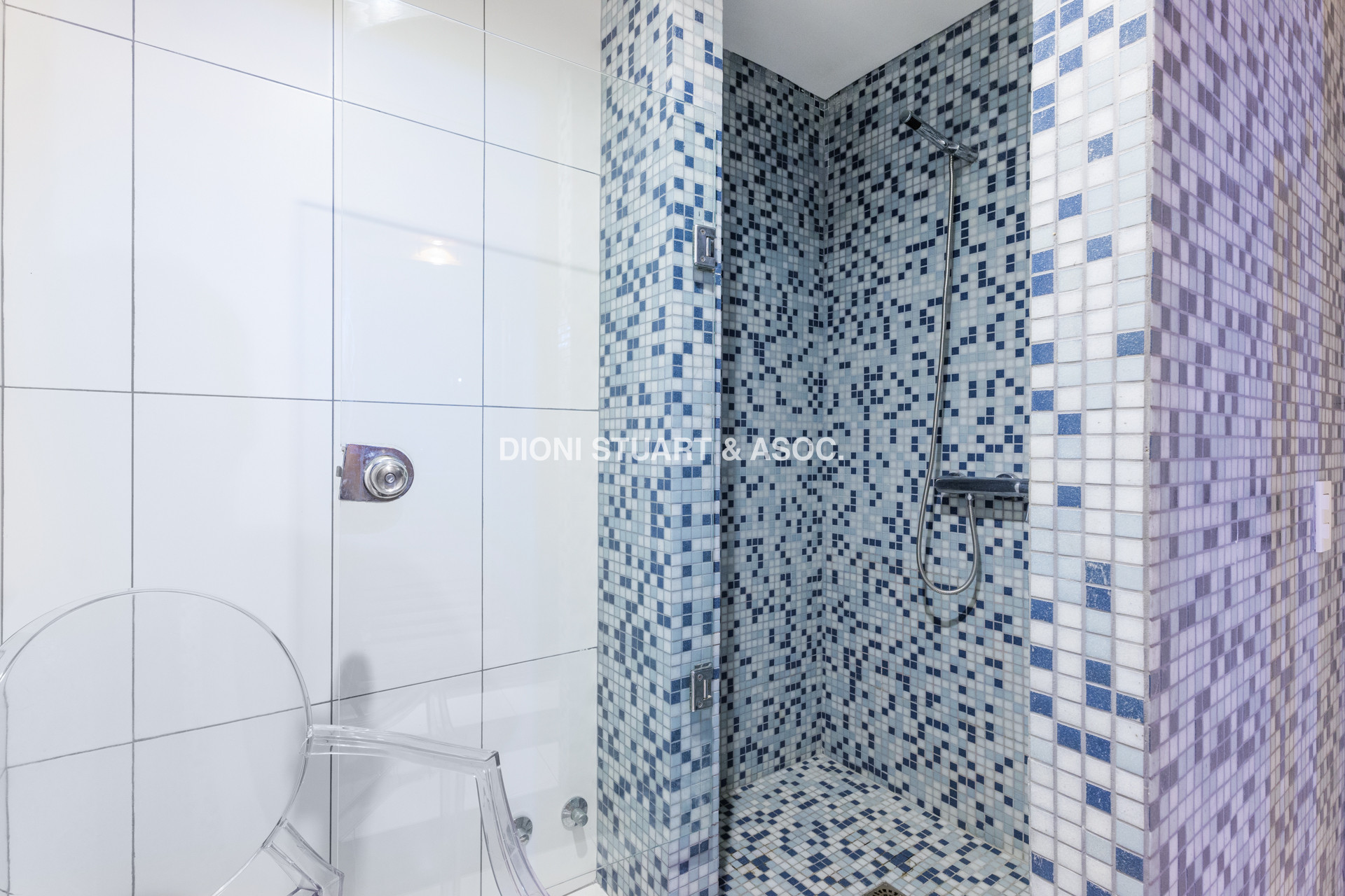APARTAMENTO EN VENTA EN PUNTA DEL ESTE - 2 DORMITORIOS - MODERNO - CERCA DEL MAR - EDIFICIO ARENAS DEL MAR