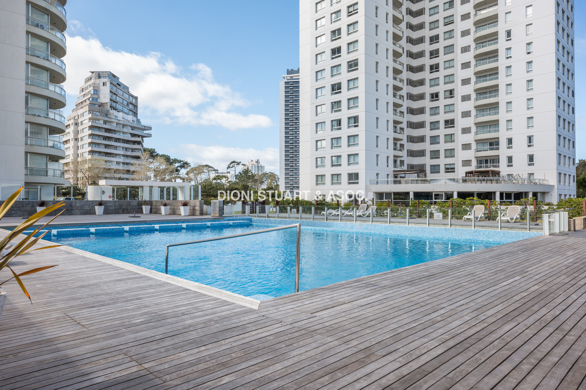 ALQUILER INVERNAL O ANUAL - 3 DORMITORIOS EN SUITE - OCEAN DRIVE - PUNTA DEL ESTE
