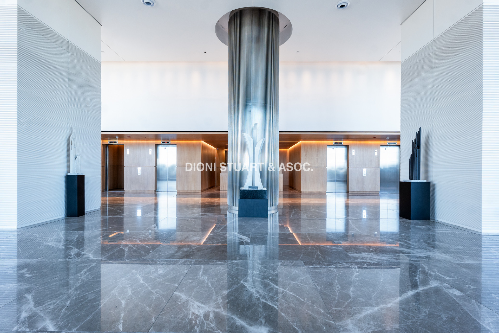 VENTA APARTAMENTO TRUMP TOWER - 2 SUITES + TOILETTE