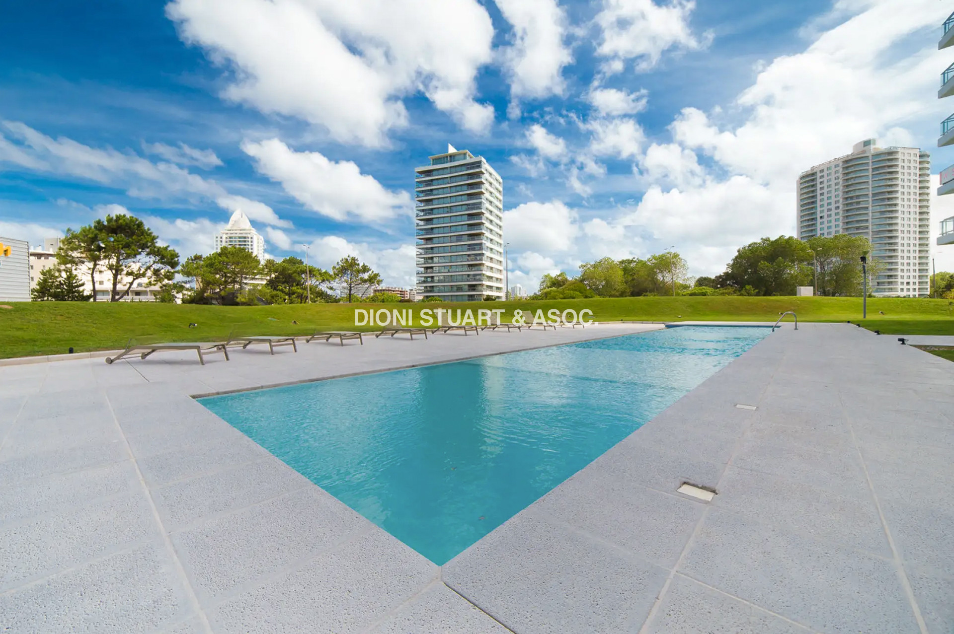 VENTA APARTAMENTO 1 DORMITORIO EN SUITE VISTA AL MAR - EDIFICIO ONE 2 - PLAYA BRAVA - PUNTA DEL EST